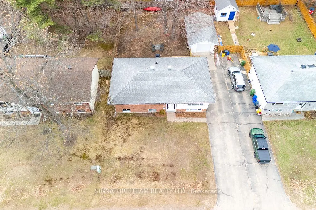 Photo 9 of 30 Earl Street, Petawawa — HOMEH
