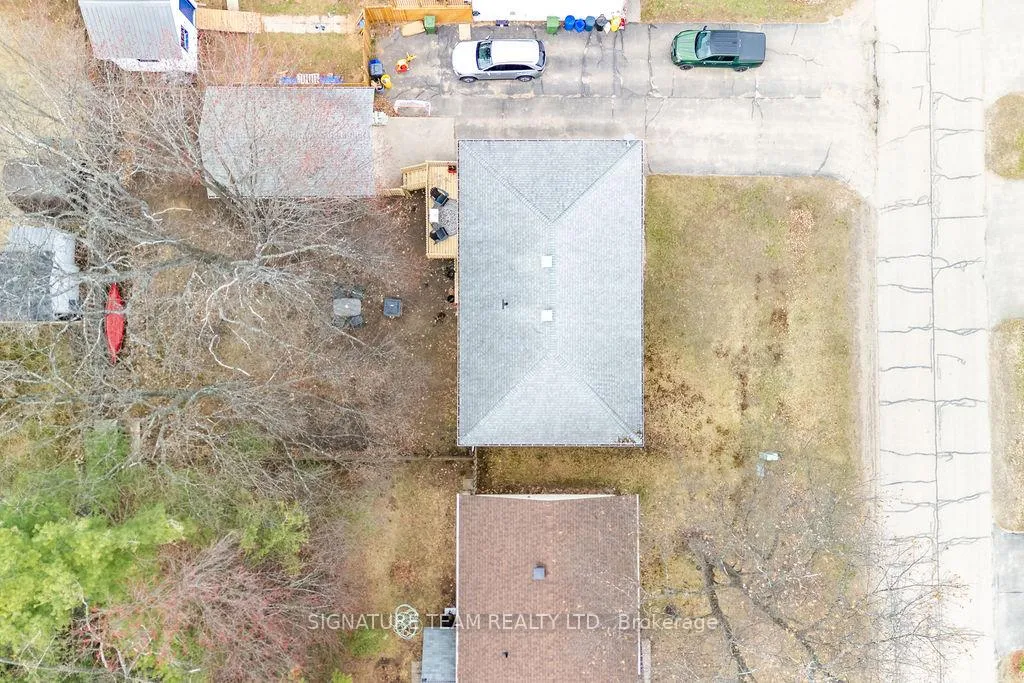 Photo 10 of 30 Earl Street, Petawawa — HOMEH