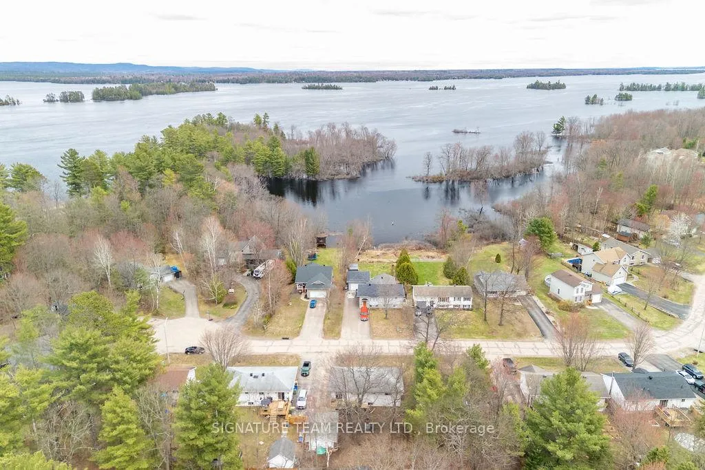 Photo 11 of 30 Earl Street, Petawawa — HOMEH