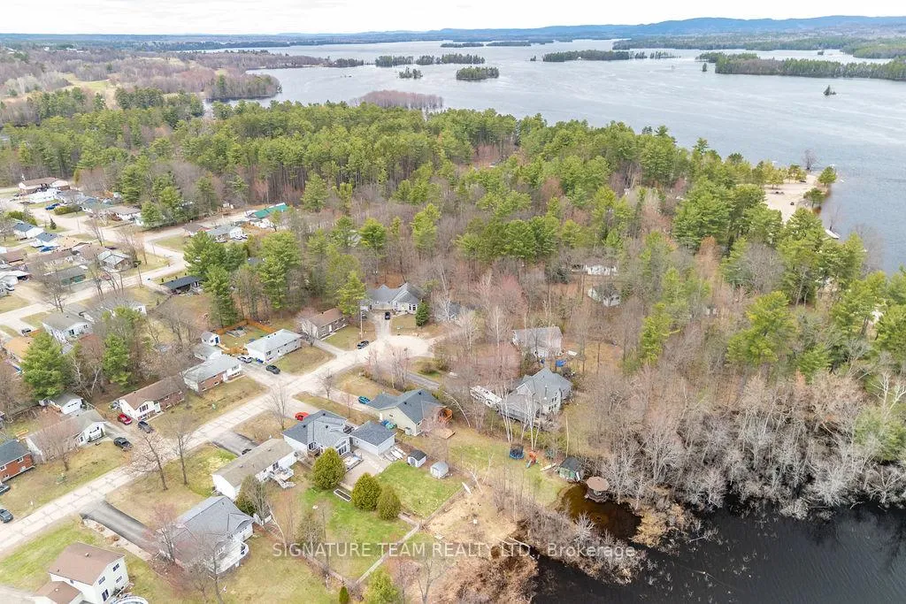 Photo 12 of 30 Earl Street, Petawawa — HOMEH