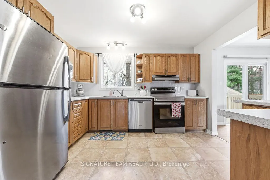 Photo 14 of 30 Earl Street, Petawawa — HOMEH