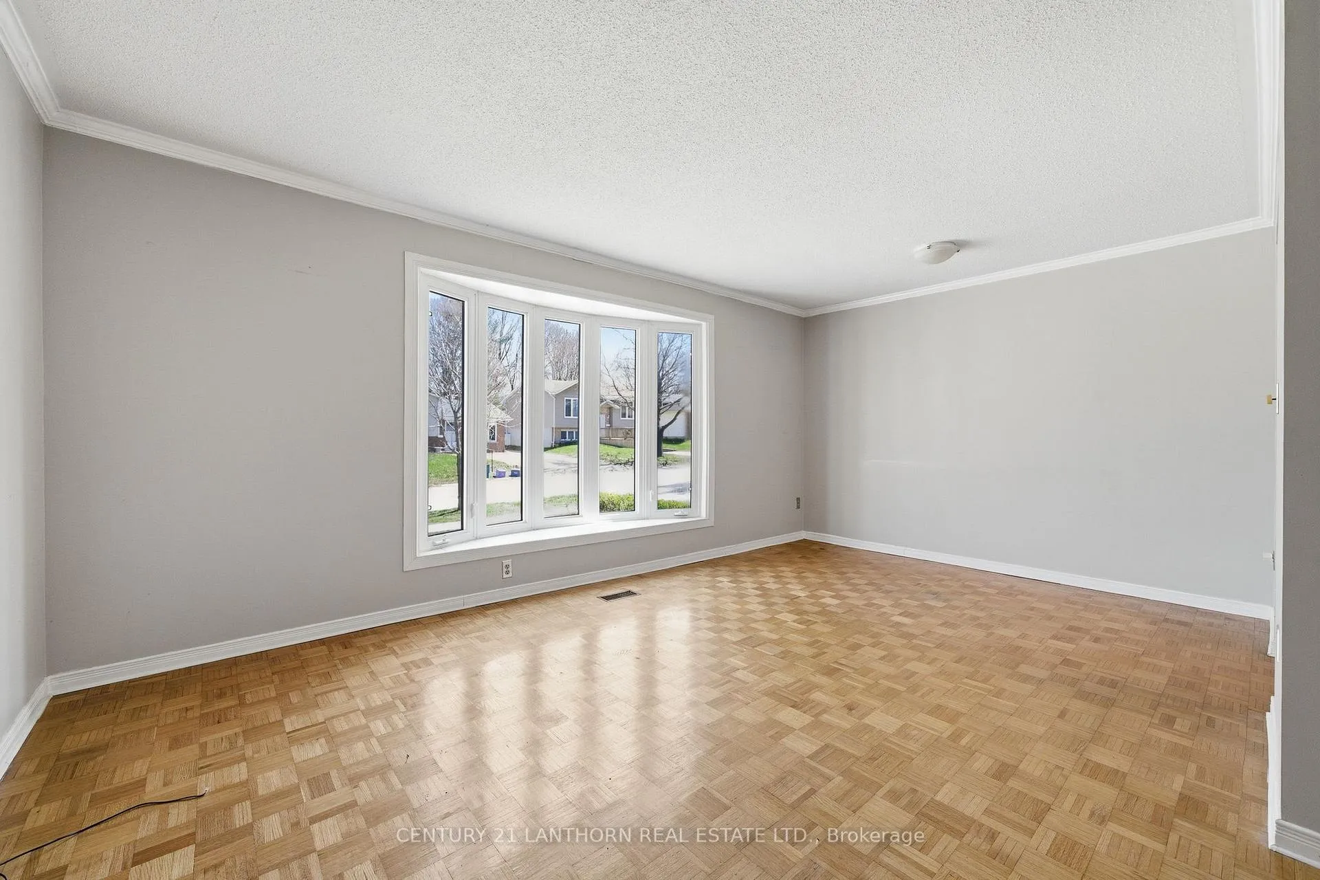 Photo 2 of 58 Folger Street, Kingston, Rideau — HOMEH