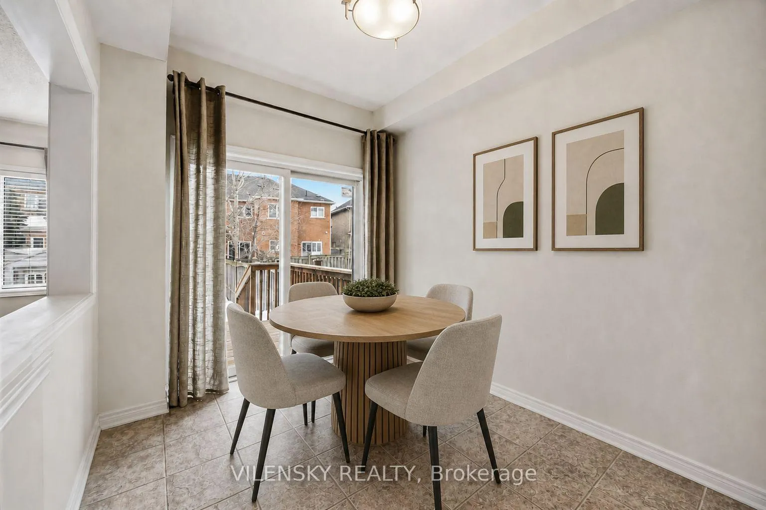 Photo 8 of Unit Upper, 19 Shelbourne Drive, Vaughan, Vellore Village — HOMEH