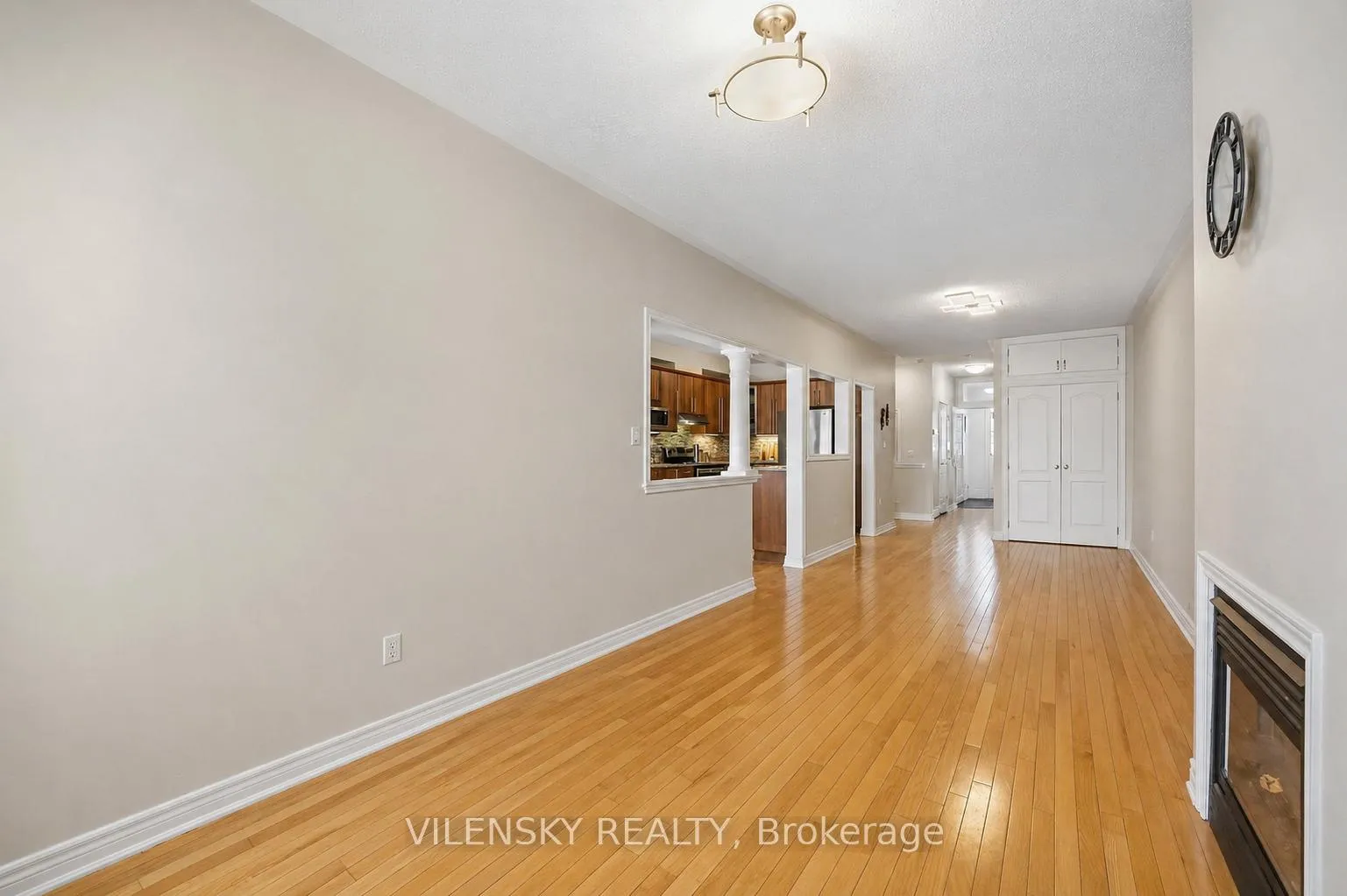 Photo 9 of Unit Upper, 19 Shelbourne Drive, Vaughan, Vellore Village — HOMEH