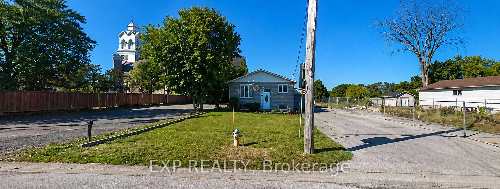 Photo 1 of 1158 St Pierre Street, Ottawa, Convent Glen South — HOMEH