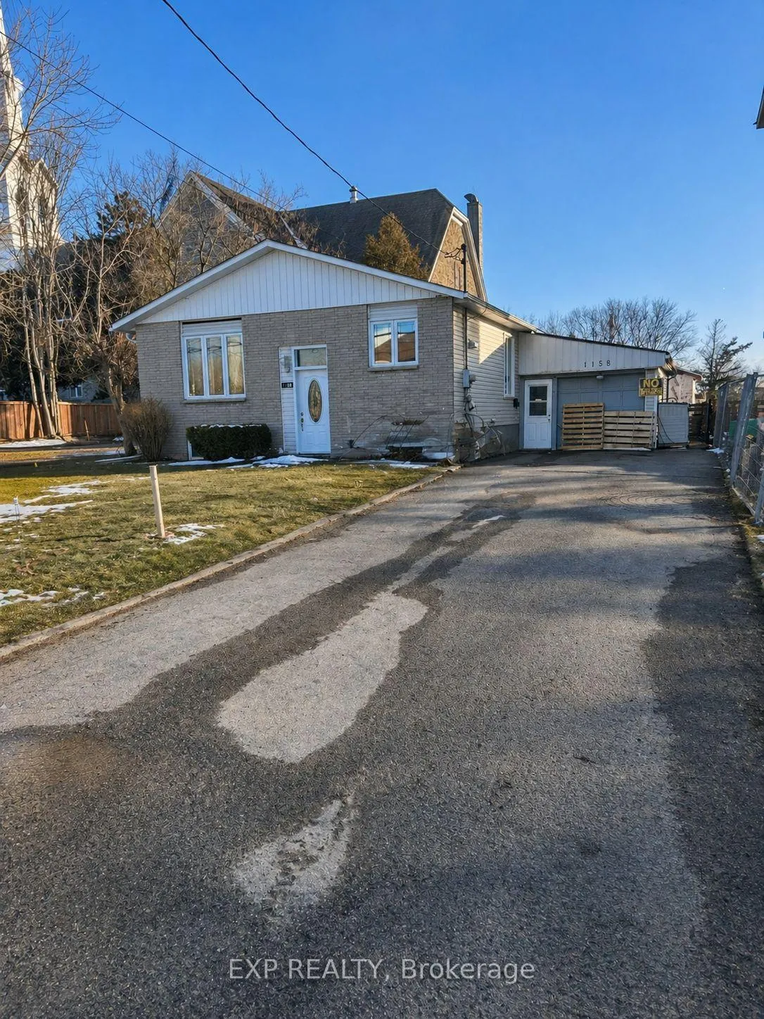 Photo 2 of 1158 St Pierre Street, Ottawa, Convent Glen South — HOMEH