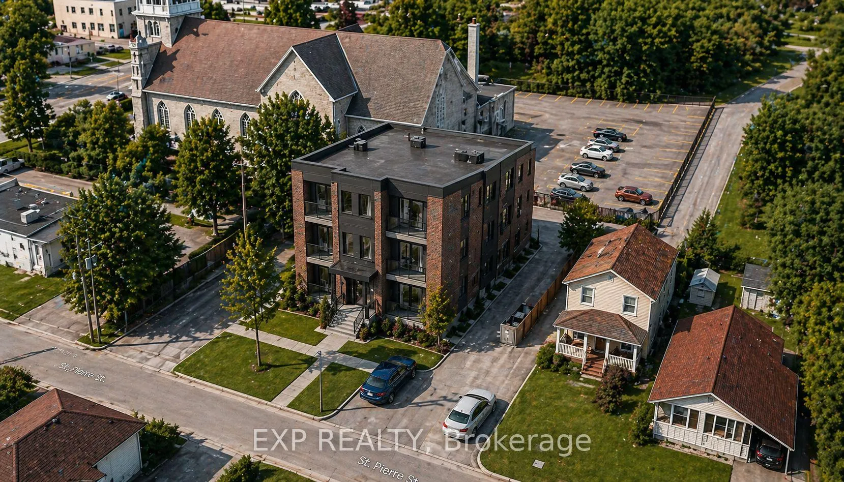 Photo 5 of 1158 St Pierre Street, Ottawa, Convent Glen South — HOMEH