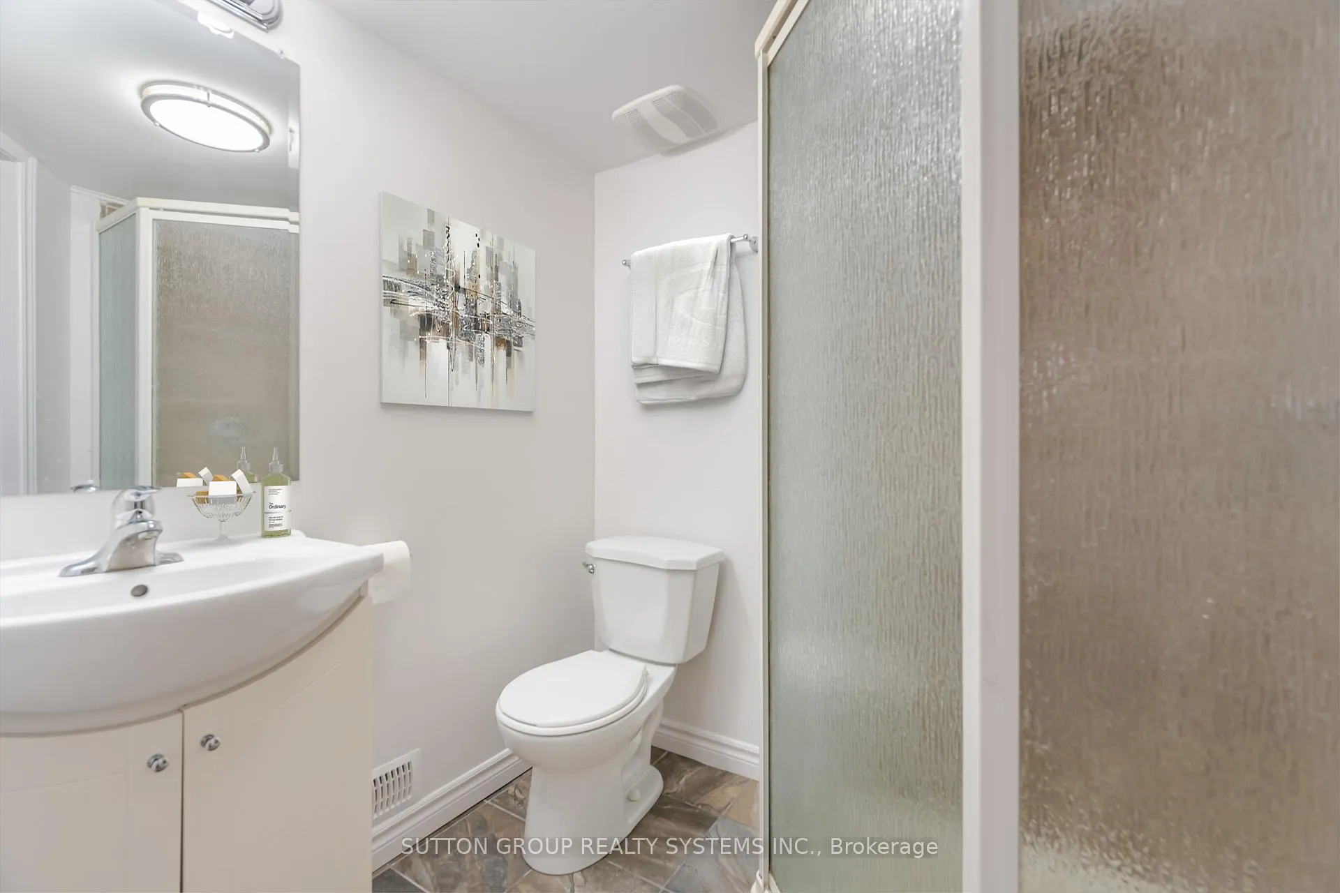 Photo 10 of Unit Lower, 28 Cindy Avenue, Cambridge — HOMEH