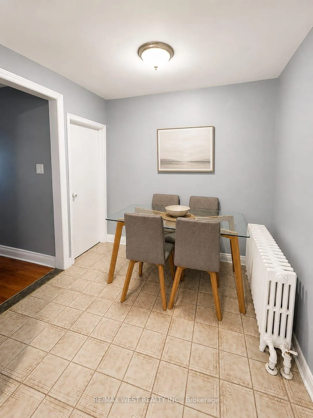Photo 9 of 112 Silverthorn Avenue, Toronto, Weston-Pellam Park — HOMEH