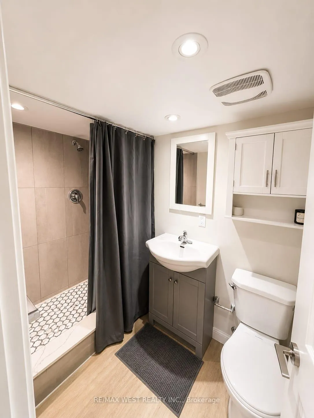 Photo 22 of 112 Silverthorn Avenue, Toronto, Weston-Pellam Park — HOMEH