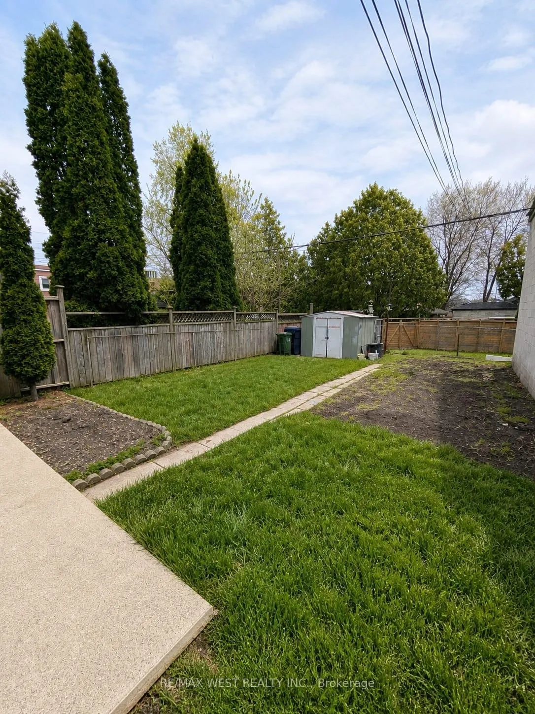 Photo 26 of 112 Silverthorn Avenue, Toronto, Weston-Pellam Park — HOMEH