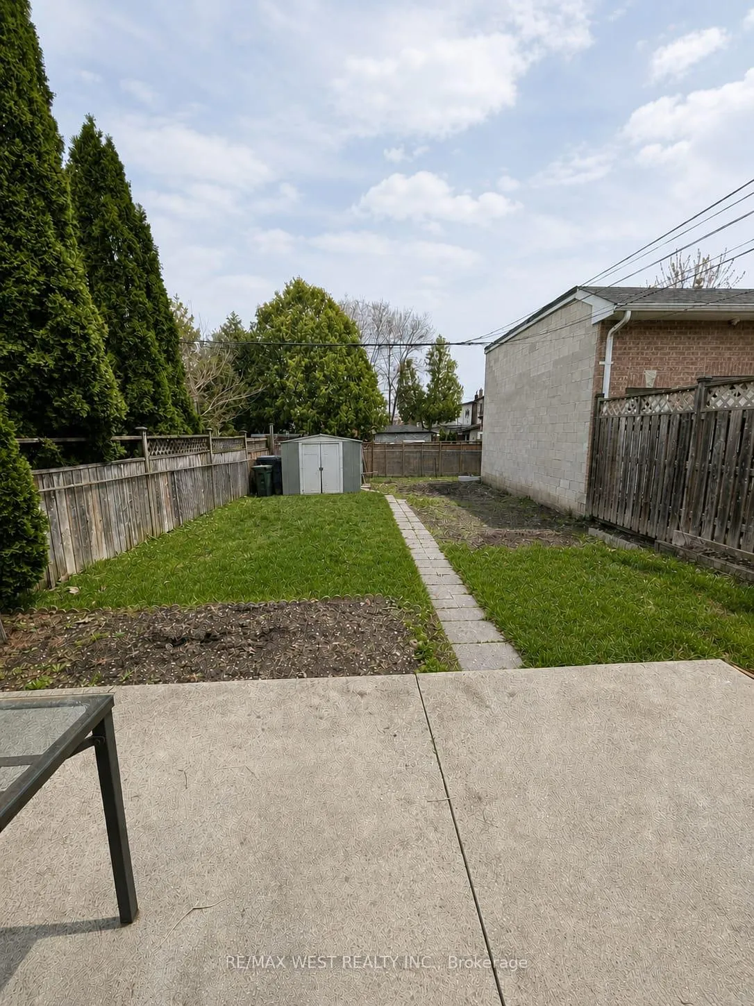 Photo 27 of 112 Silverthorn Avenue, Toronto, Weston-Pellam Park — HOMEH