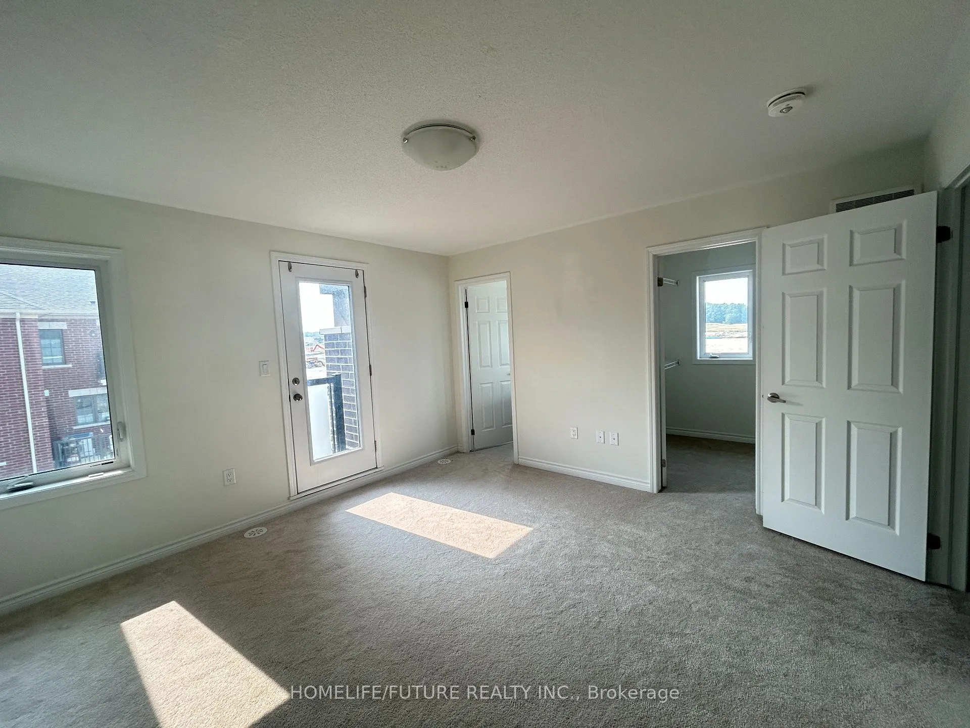 Photo 9 of 3370 Thunderbird Promenade, Pickering, Rural Pickering — HOMEH