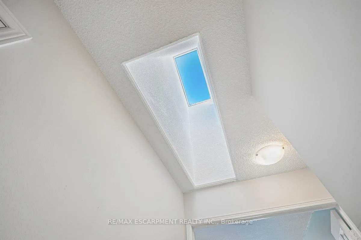 Photo 19 of Unit 30, 5255 Lakeshore Road, Burlington, Appleby — HOMEH