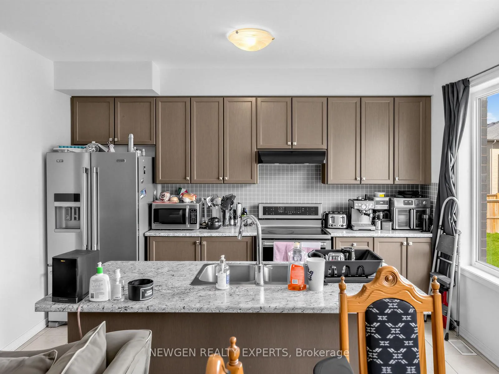Photo 17 of 28 Mccargow Drive, Haldimand — HOMEH