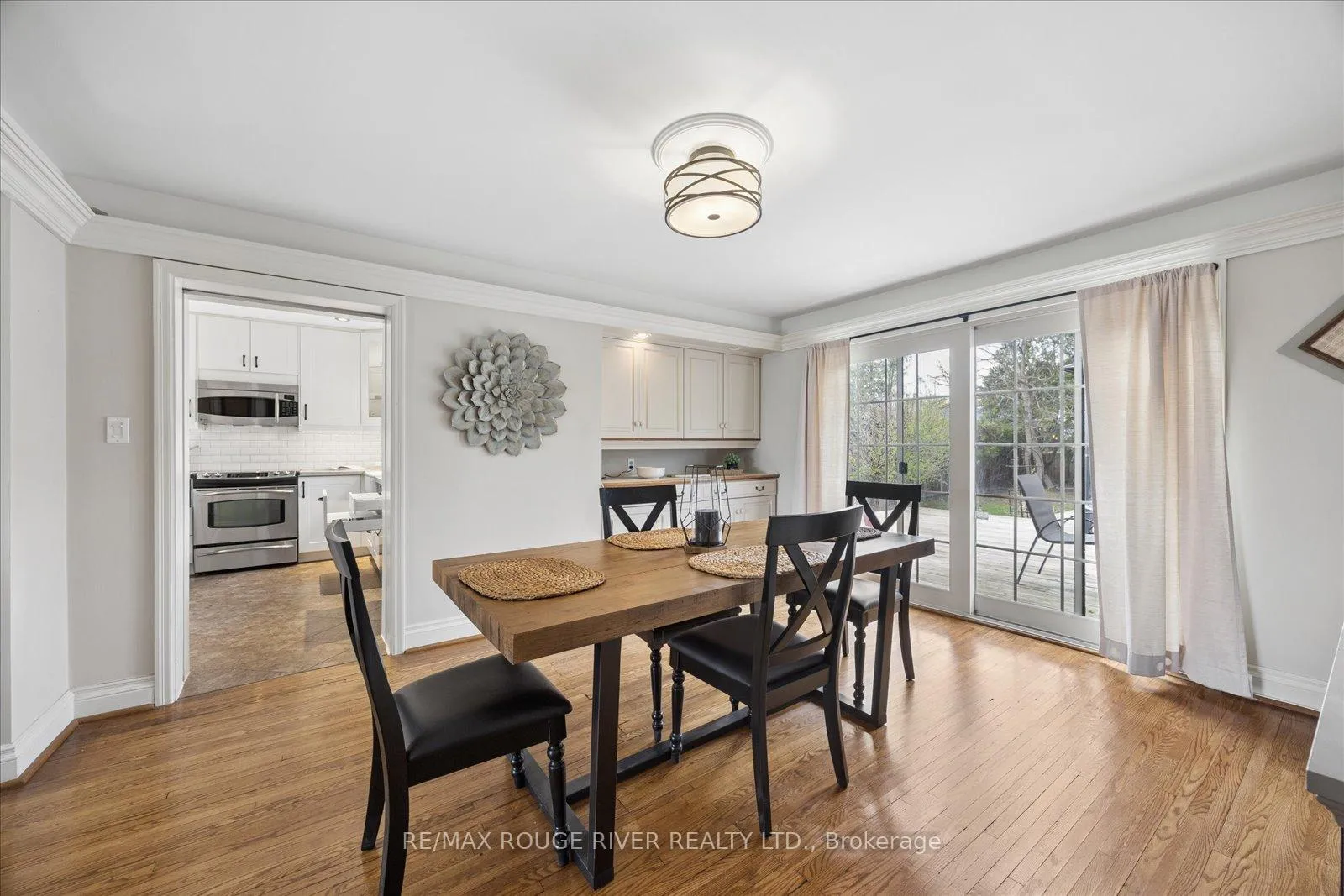 Photo 11 of 450 Colborne Street E, Oshawa, O'Neill — HOMEH