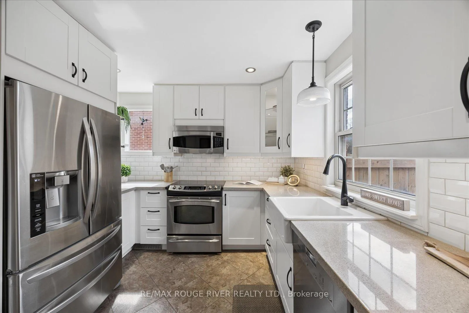 Photo 14 of 450 Colborne Street E, Oshawa, O'Neill — HOMEH
