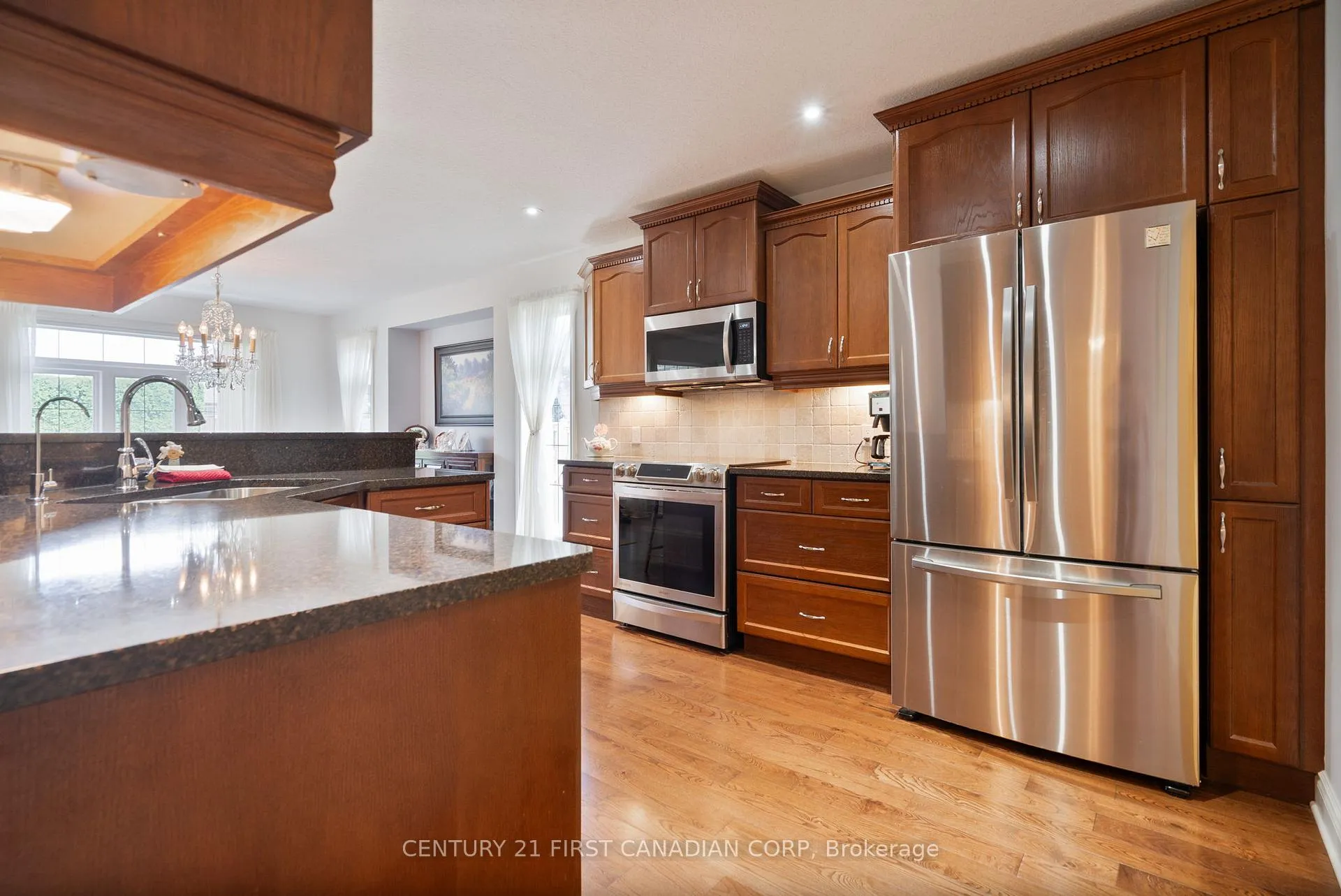 Photo 12 of 363 Darcy Drive, Strathroy-Caradoc, NE — HOMEH