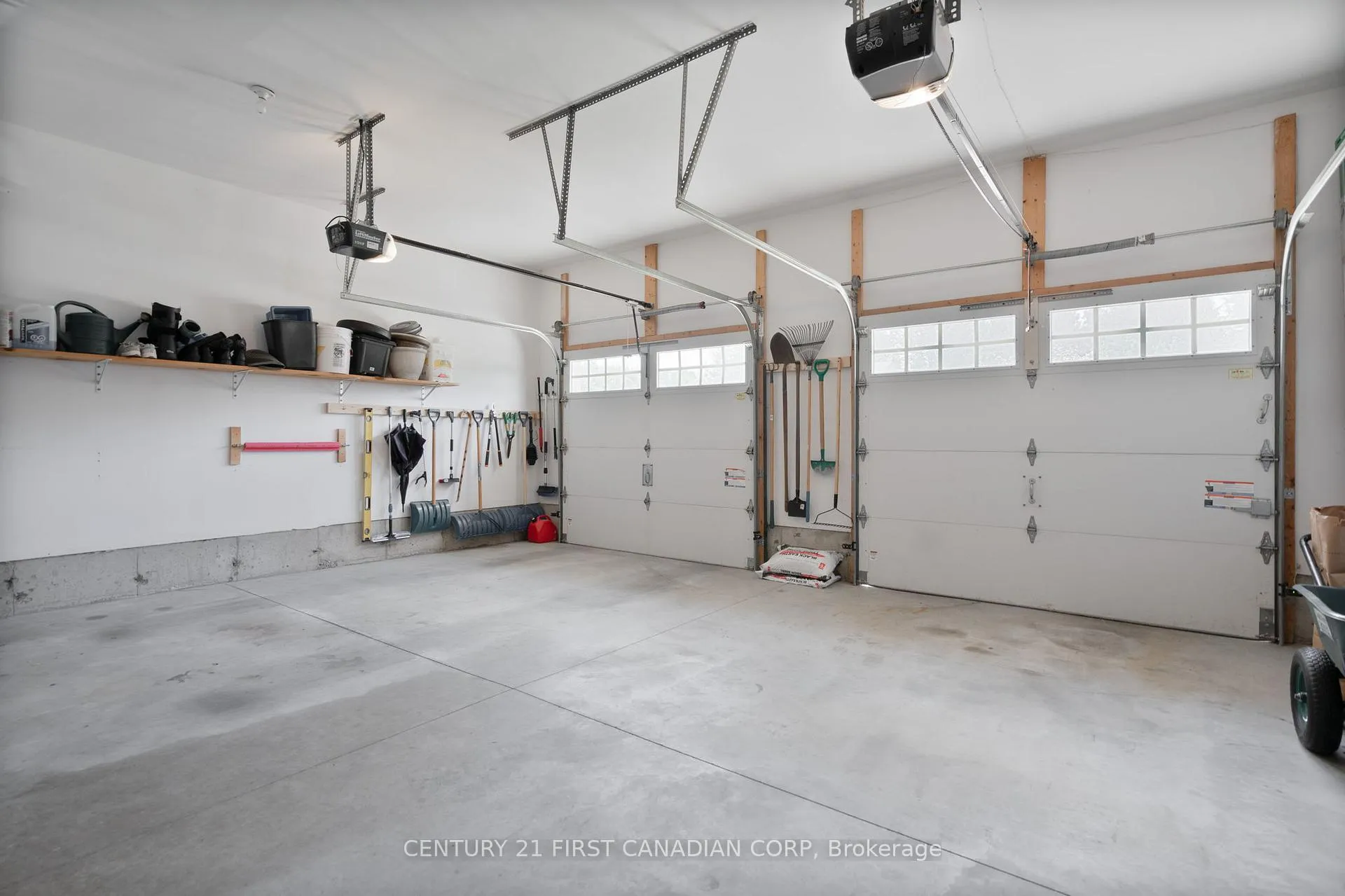 Photo 29 of 363 Darcy Drive, Strathroy-Caradoc, NE — HOMEH