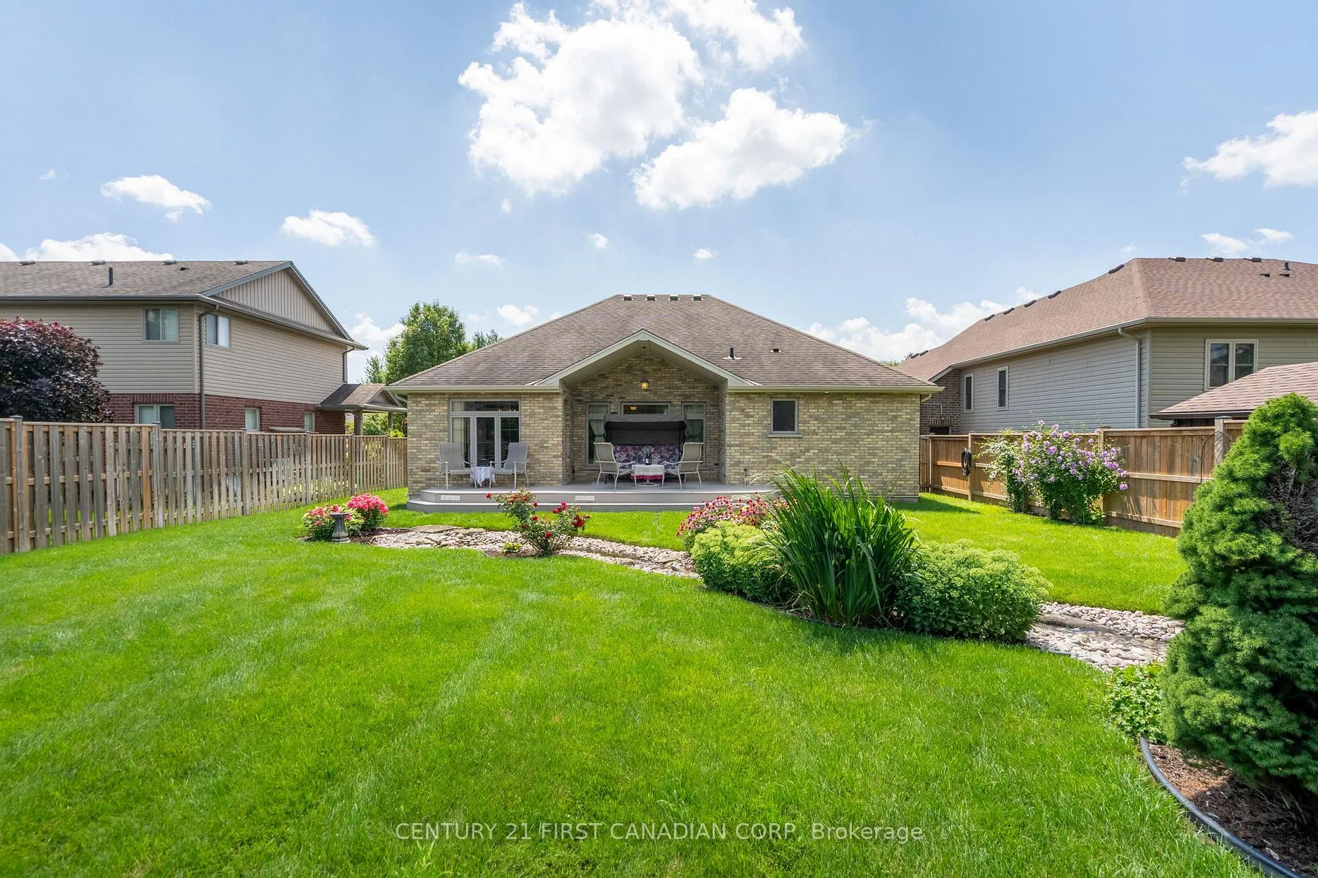 Photo 34 of 363 Darcy Drive, Strathroy-Caradoc, NE — HOMEH