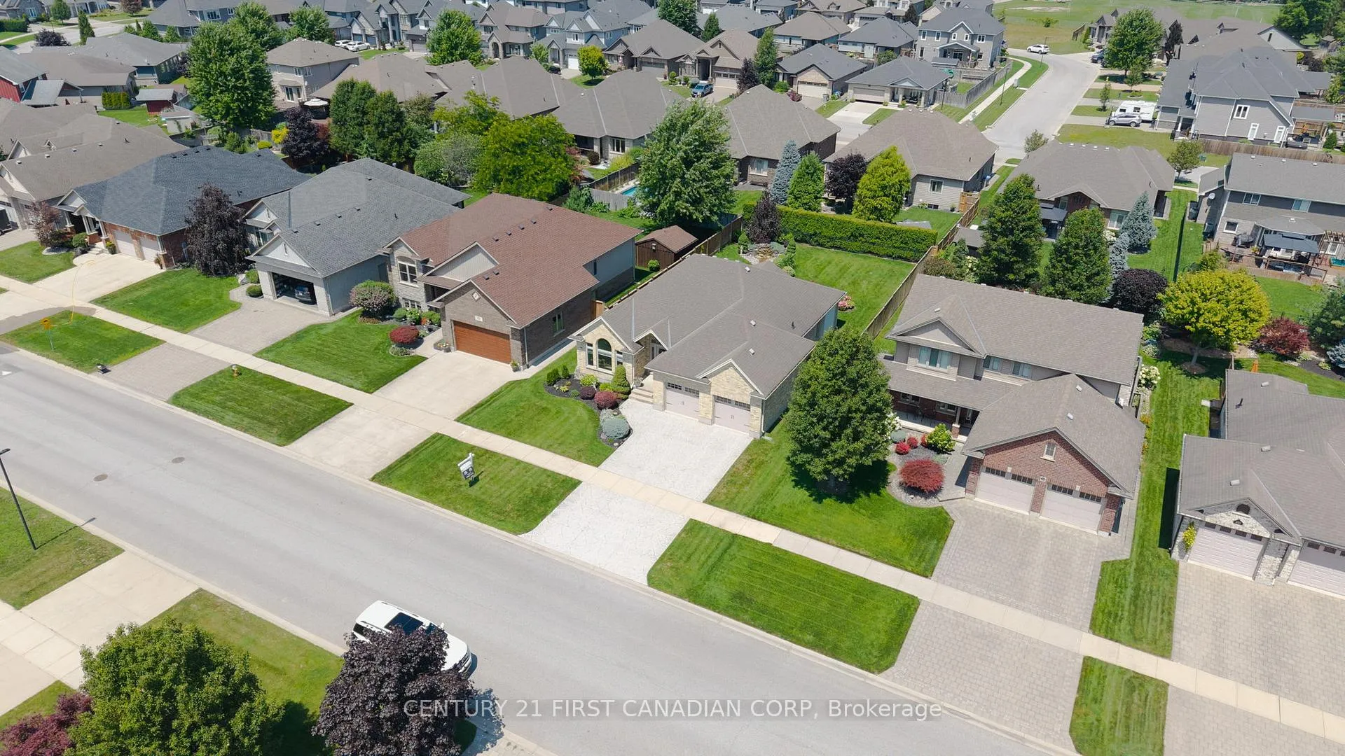 Photo 37 of 363 Darcy Drive, Strathroy-Caradoc, NE — HOMEH