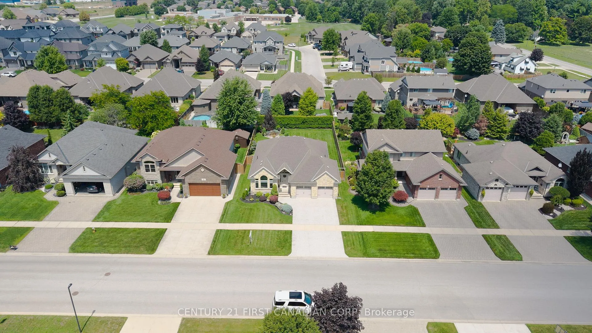 Photo 39 of 363 Darcy Drive, Strathroy-Caradoc, NE — HOMEH