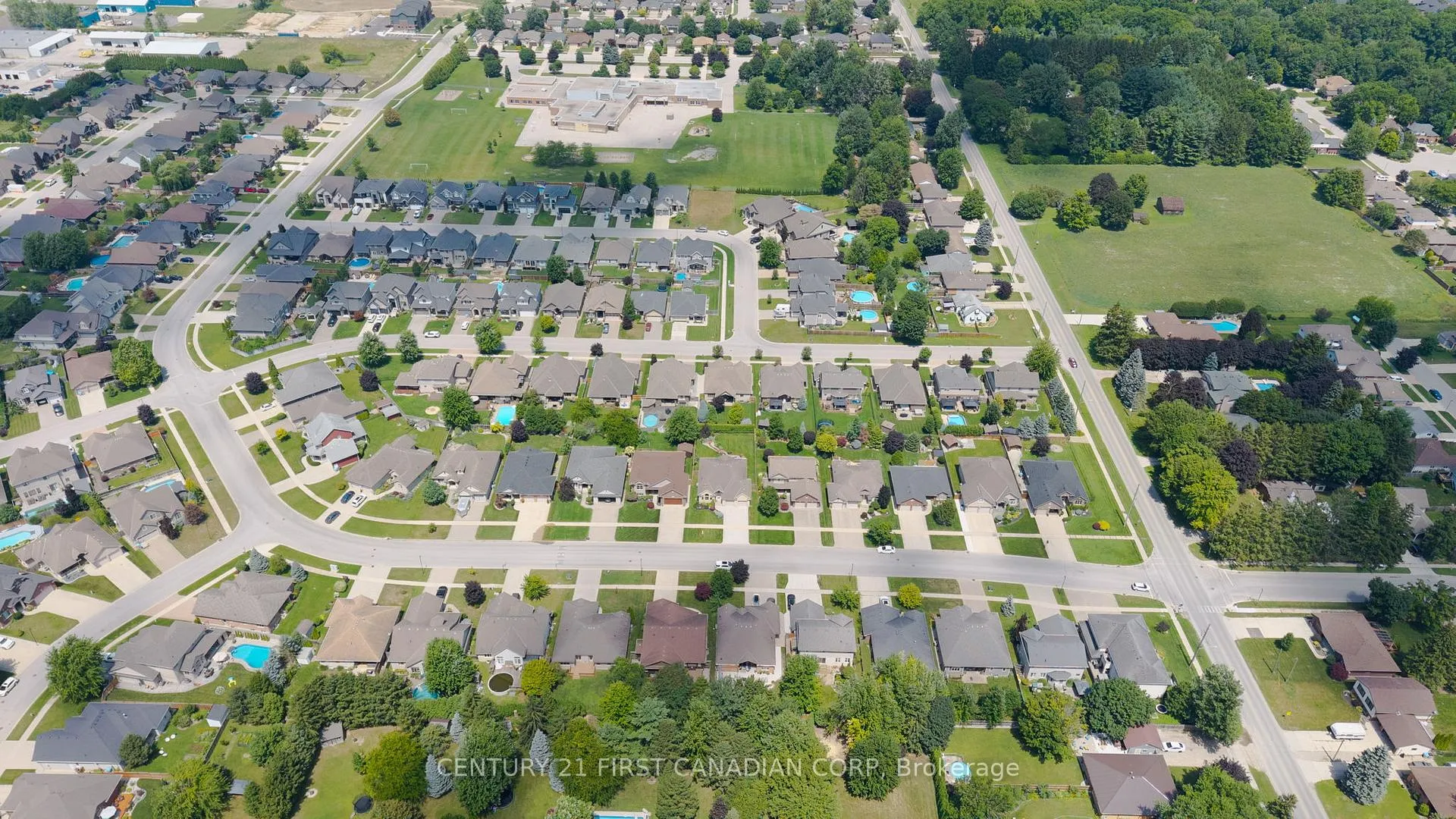 Photo 40 of 363 Darcy Drive, Strathroy-Caradoc, NE — HOMEH