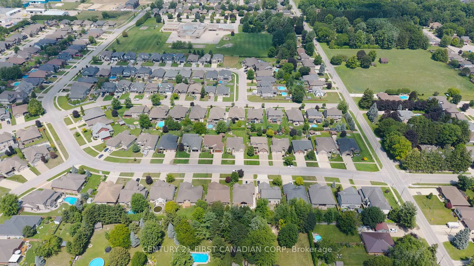 Photo 41 of 363 Darcy Drive, Strathroy-Caradoc, NE — HOMEH