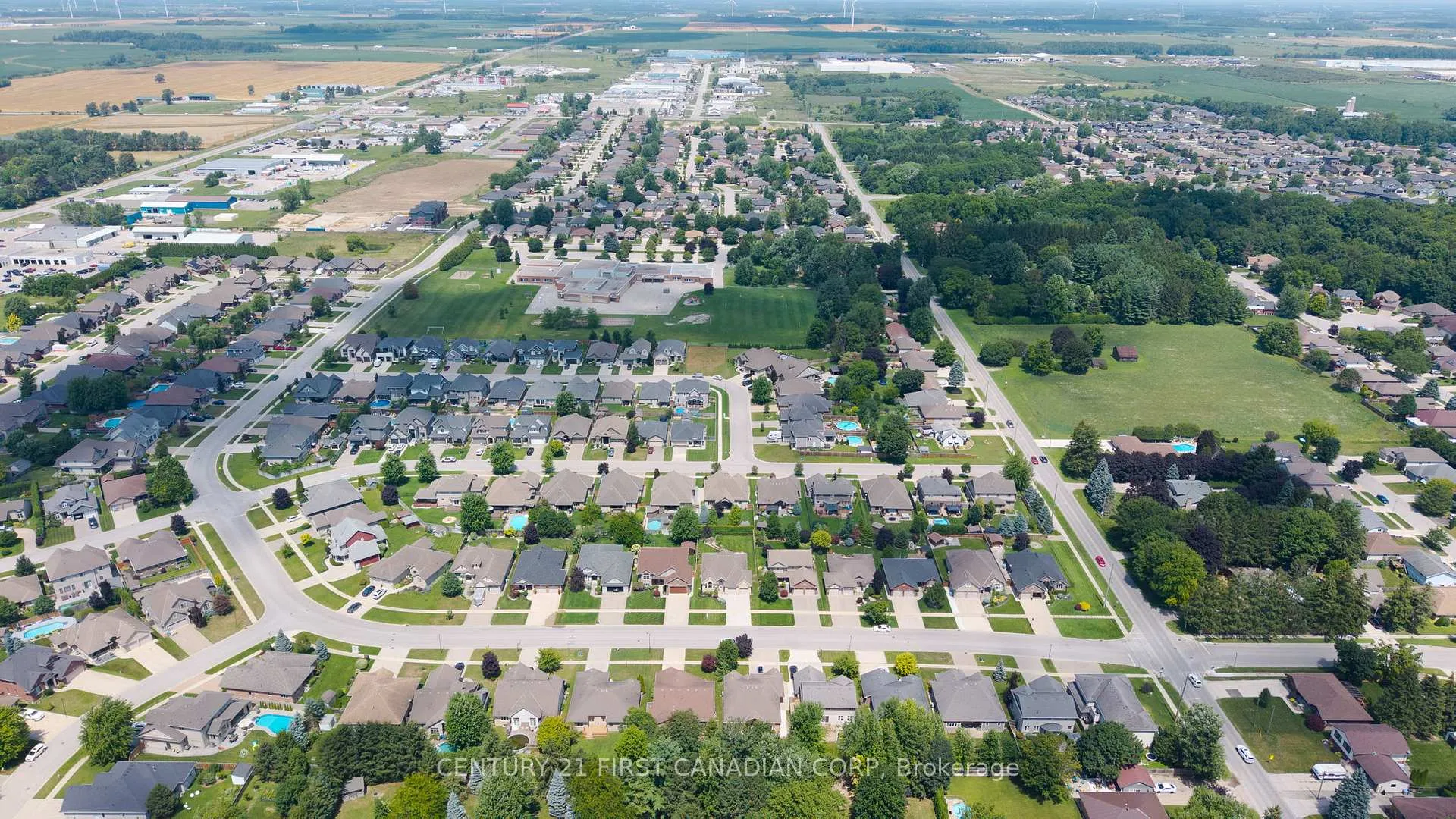 Photo 42 of 363 Darcy Drive, Strathroy-Caradoc, NE — HOMEH