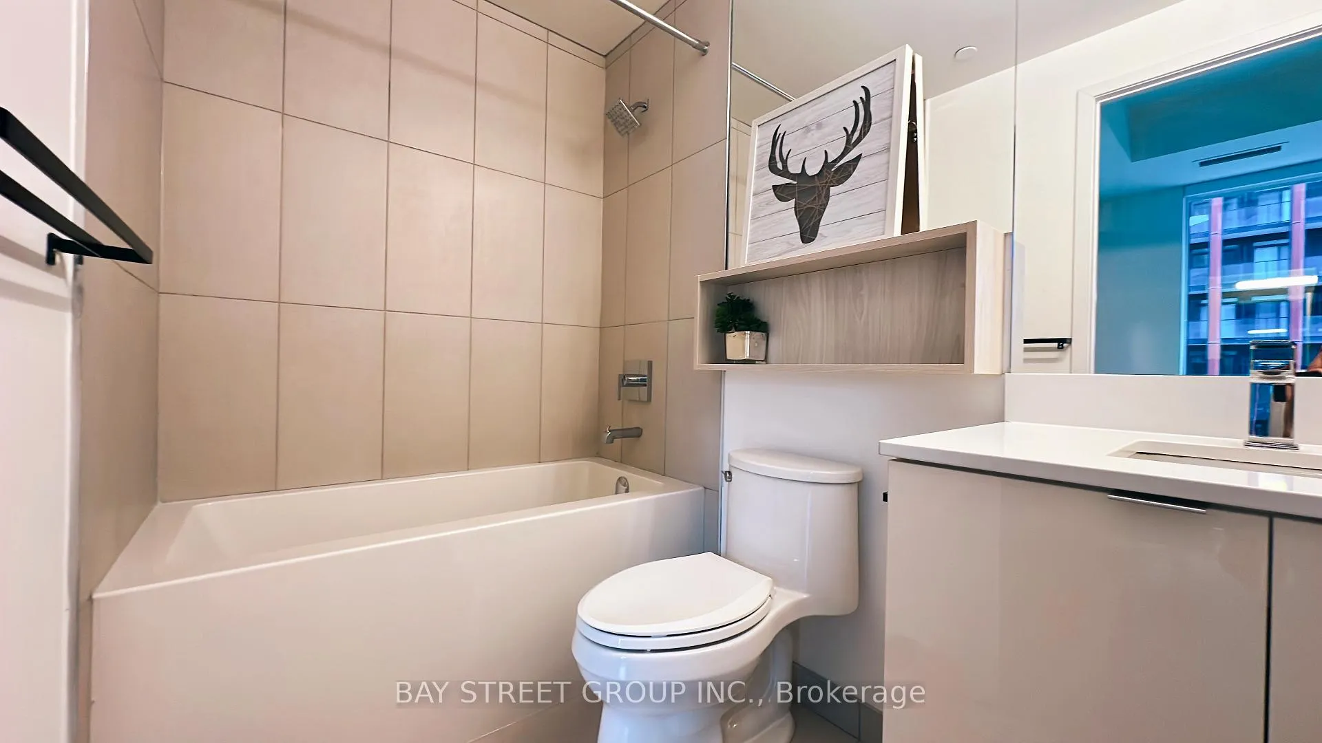 Photo 9 of Unit 1273, 135 Lower Sherbourne Street, Toronto, Waterfront Communities — HOMEH