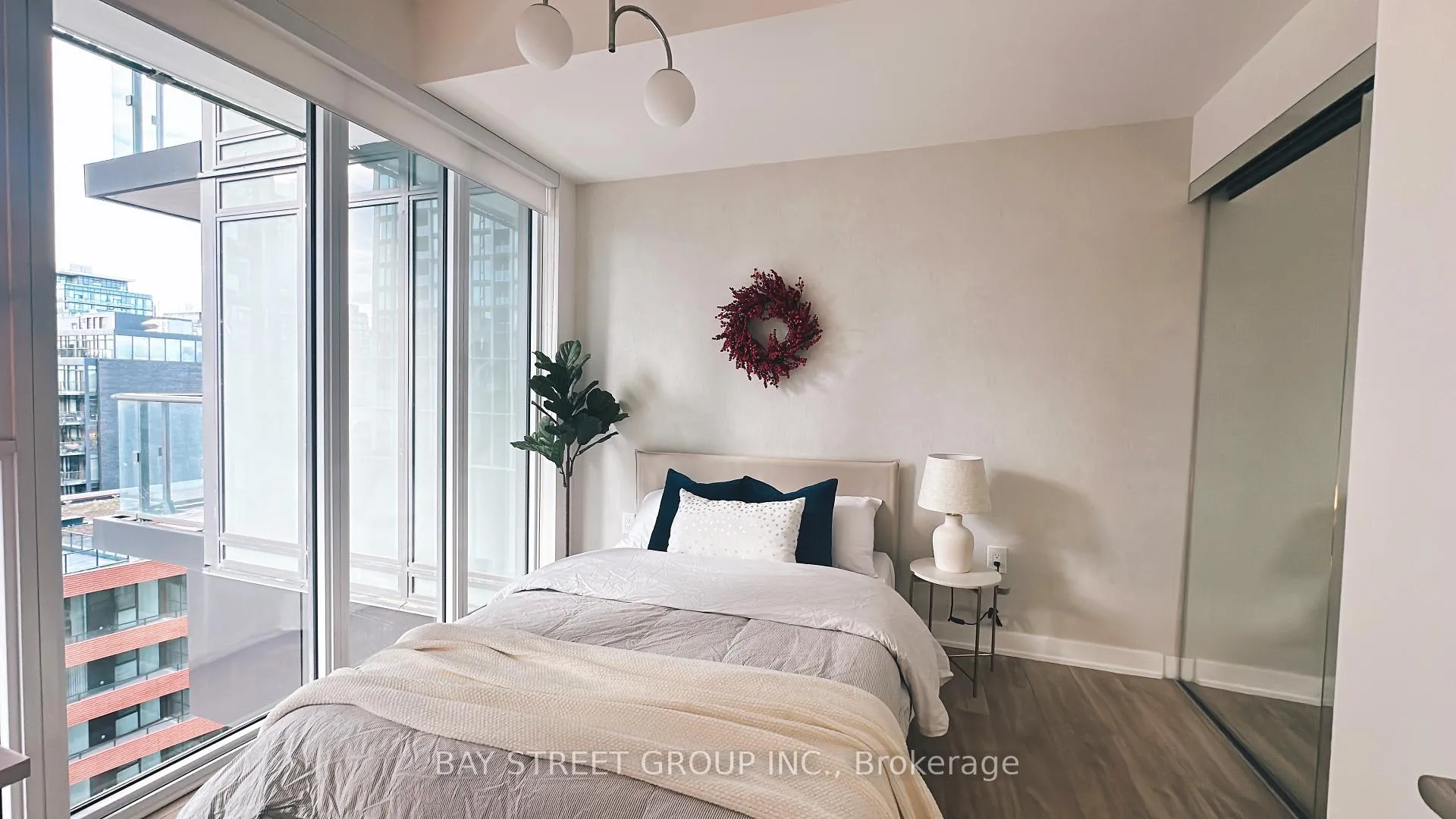 Photo 10 of Unit 1273, 135 Lower Sherbourne Street, Toronto, Waterfront Communities — HOMEH