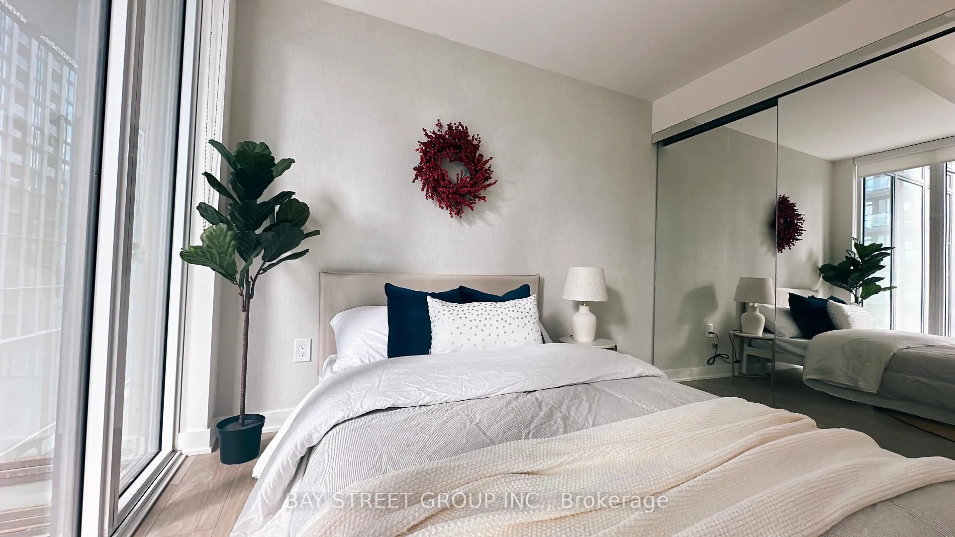 Photo 11 of Unit 1273, 135 Lower Sherbourne Street, Toronto, Waterfront Communities — HOMEH