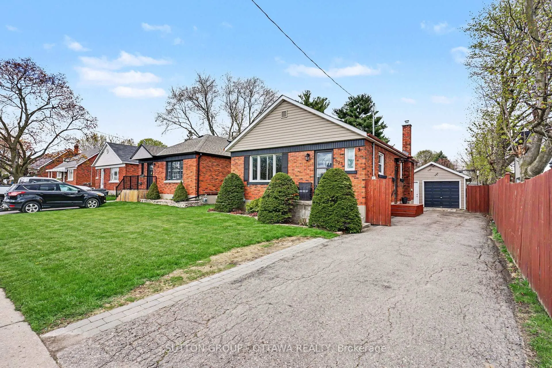 Photo 1 of 323 Wilson Road S, Oshawa, Donevan — HOMEH