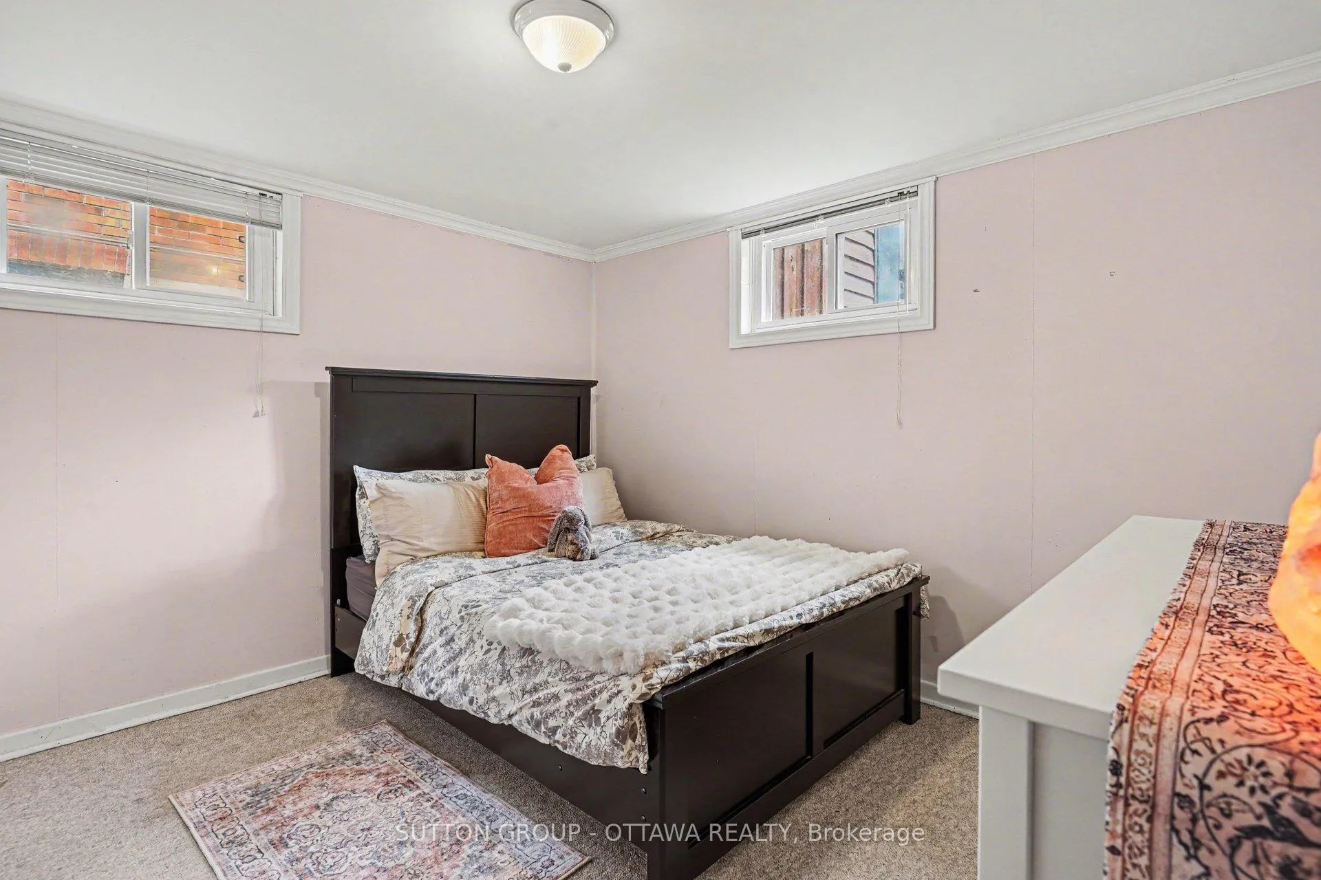 Photo 17 of 323 Wilson Road S, Oshawa, Donevan — HOMEH