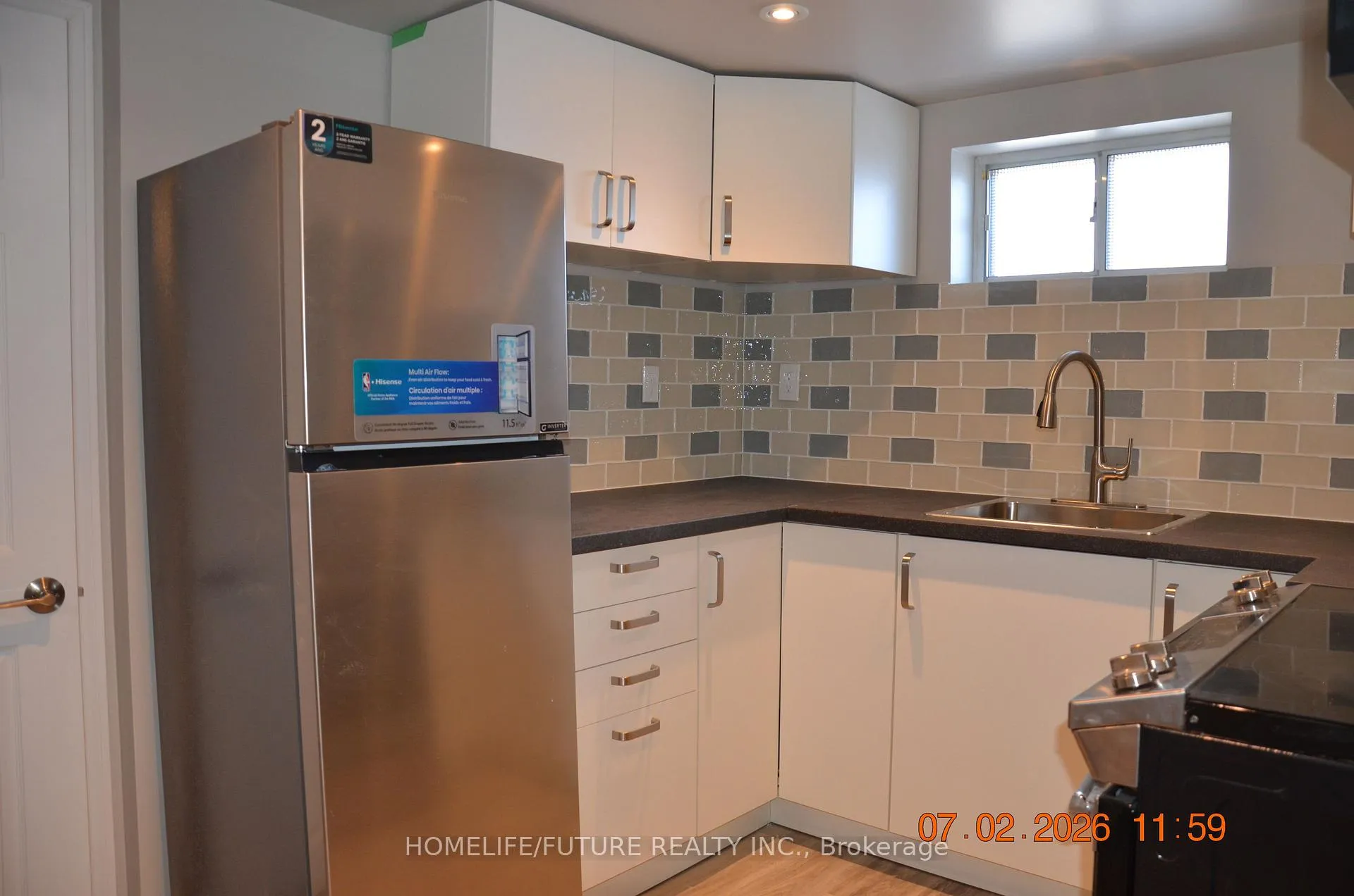 Photo 4 of 11 Coppermill Drive, Etobicoke, Rexdale-Kipling — HOMEH