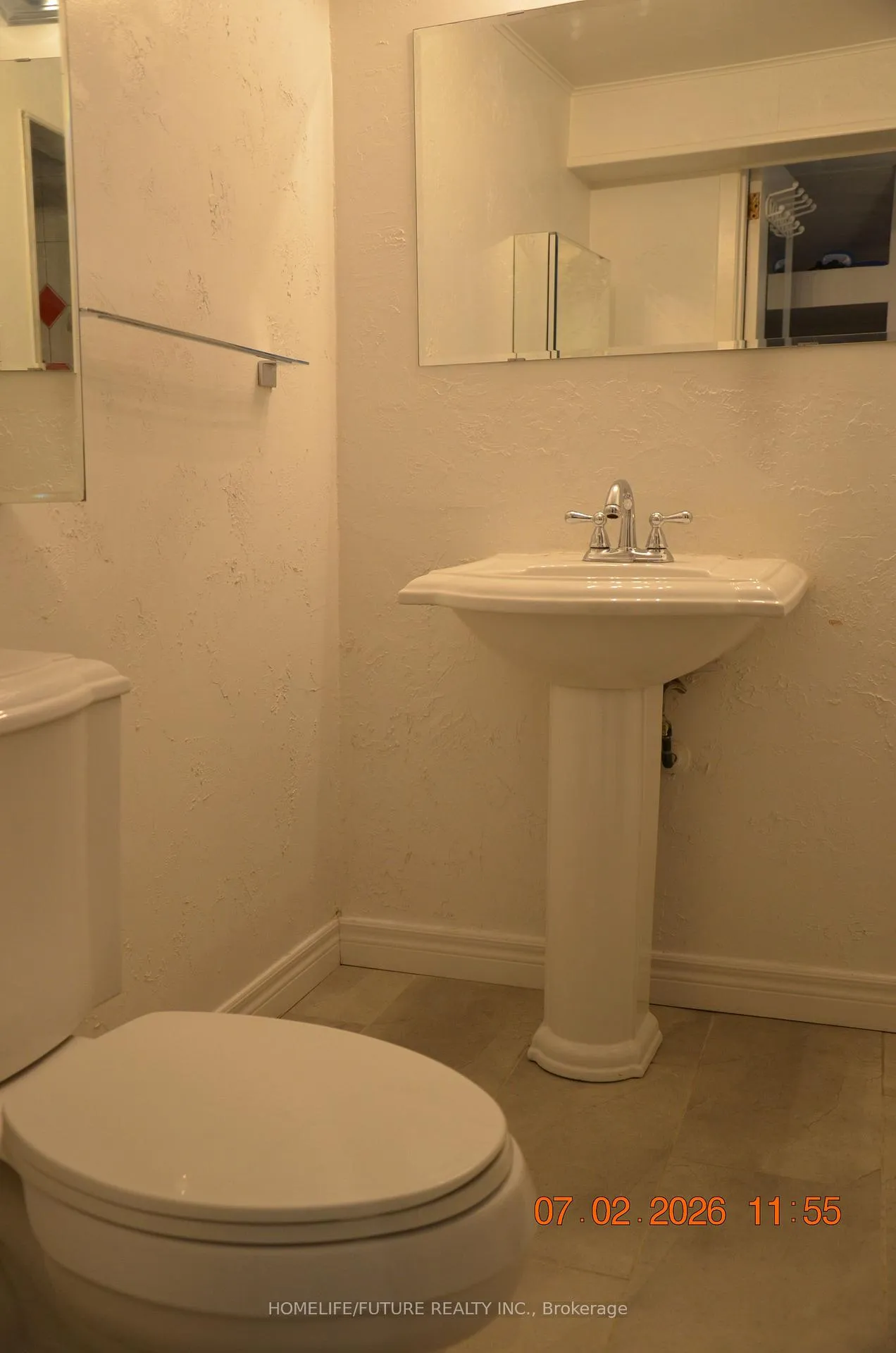 Photo 8 of 11 Coppermill Drive, Etobicoke, Rexdale-Kipling — HOMEH