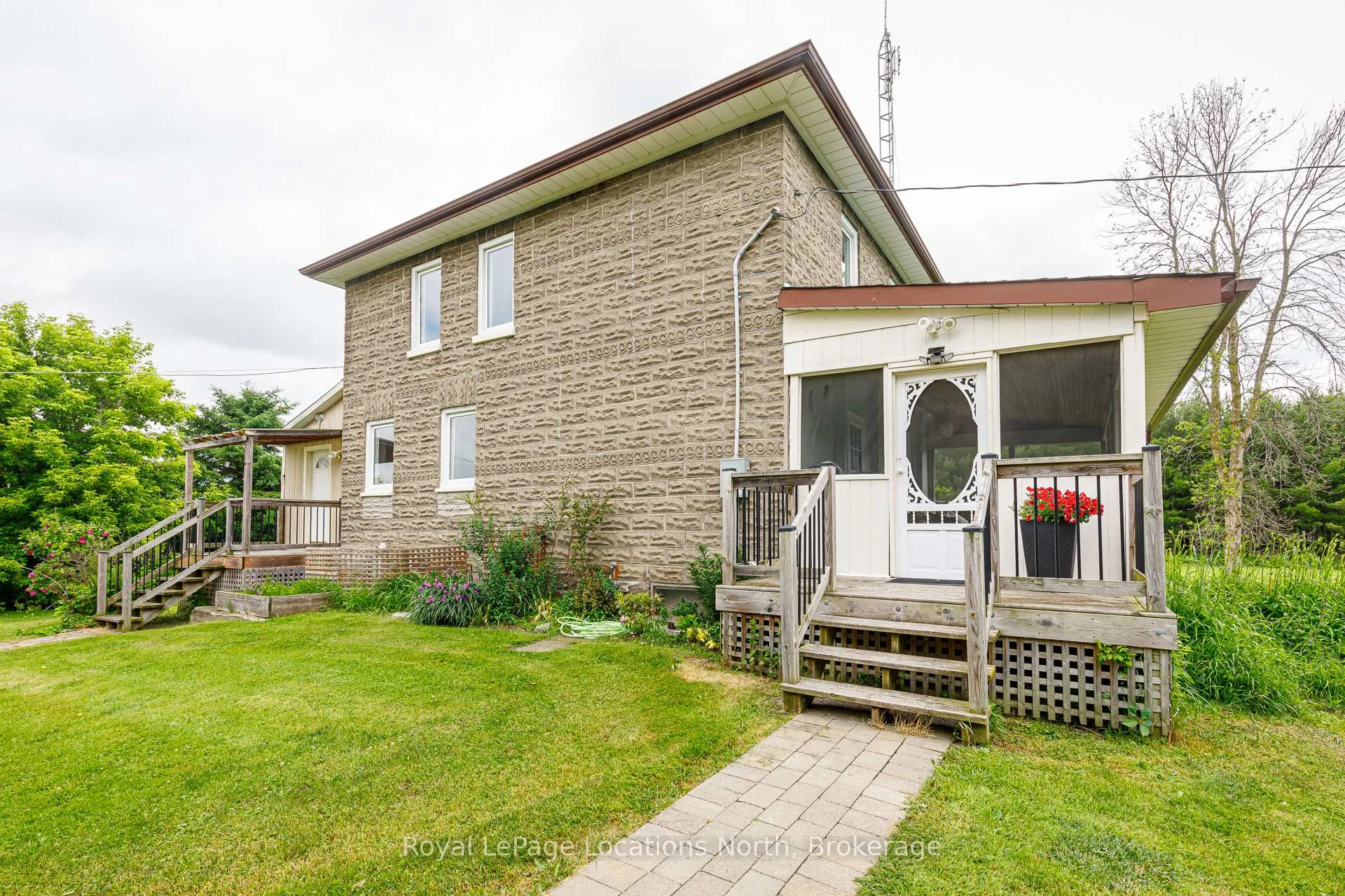 Photo 4 of 5576 Concession Rd 6, Clearview, Rural Clearview — HOMEH