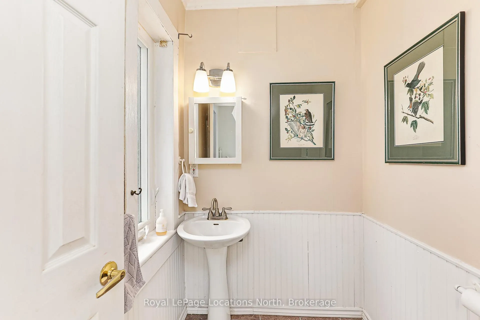 Photo 19 of 5576 Concession Rd 6, Clearview, Rural Clearview — HOMEH