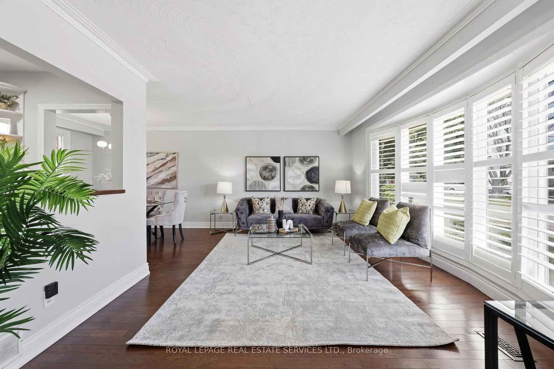 Photo 4 of 59 Sewell Drive, Oakville, College Park — HOMEH