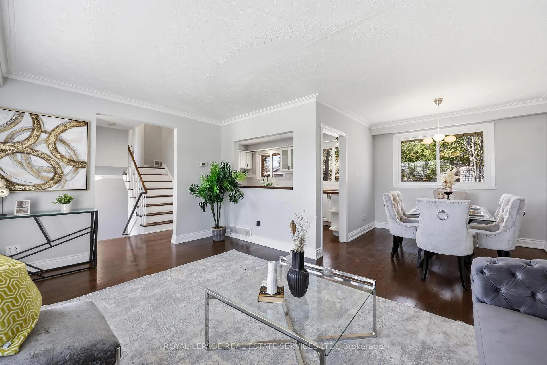 Photo 6 of 59 Sewell Drive, Oakville, College Park — HOMEH