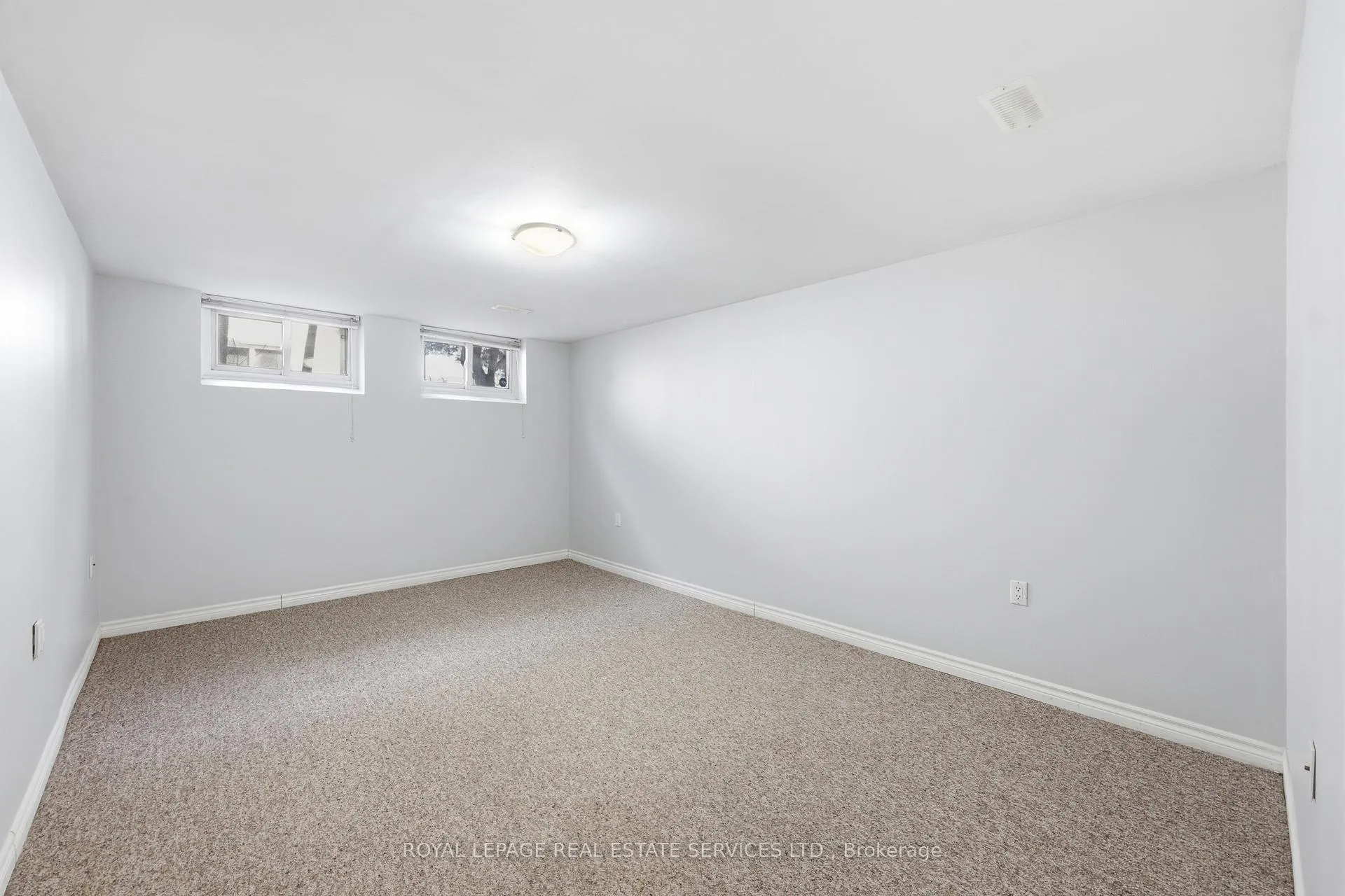 Photo 22 of 59 Sewell Drive, Oakville, College Park — HOMEH