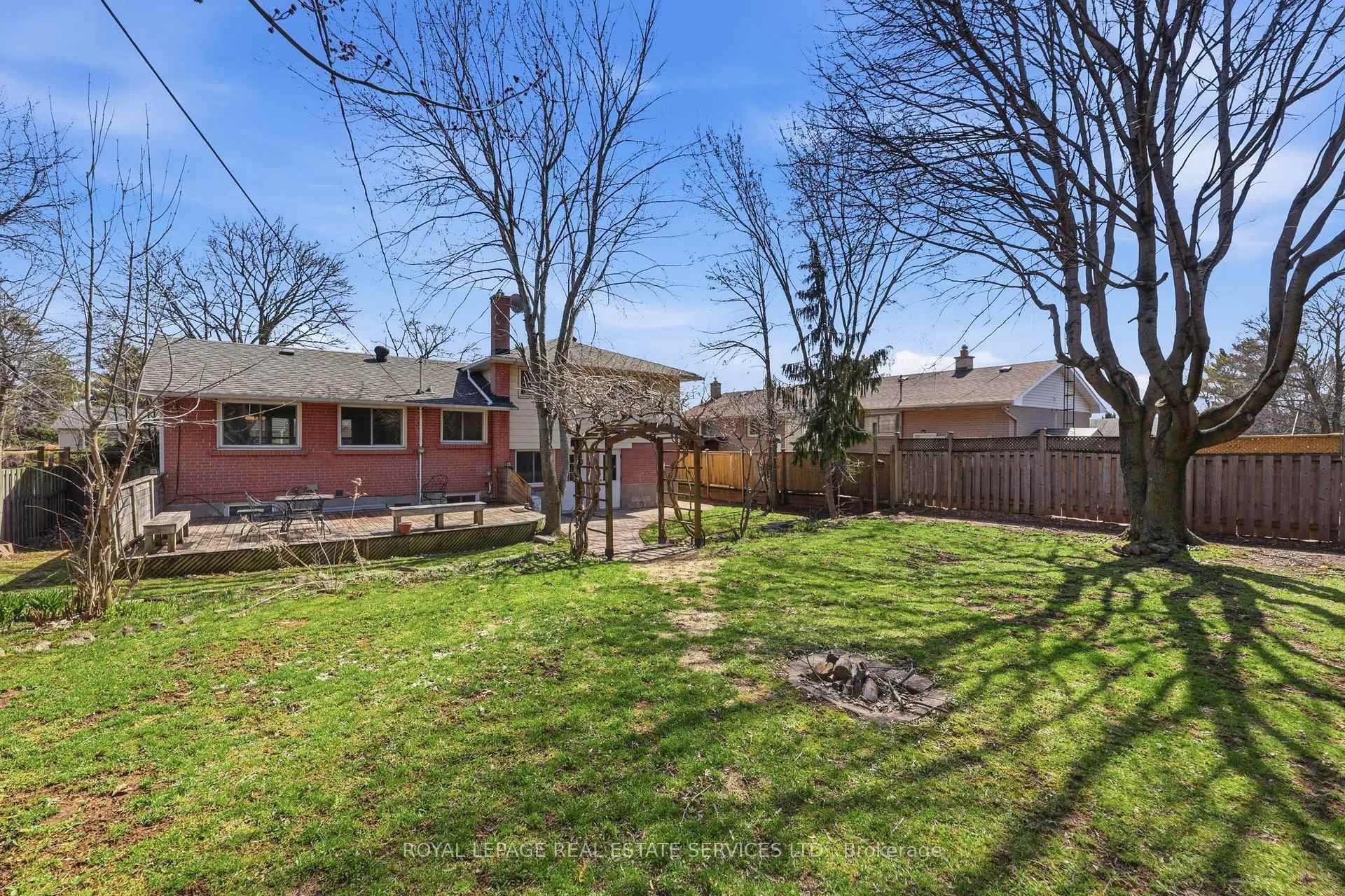 Photo 30 of 59 Sewell Drive, Oakville, College Park — HOMEH