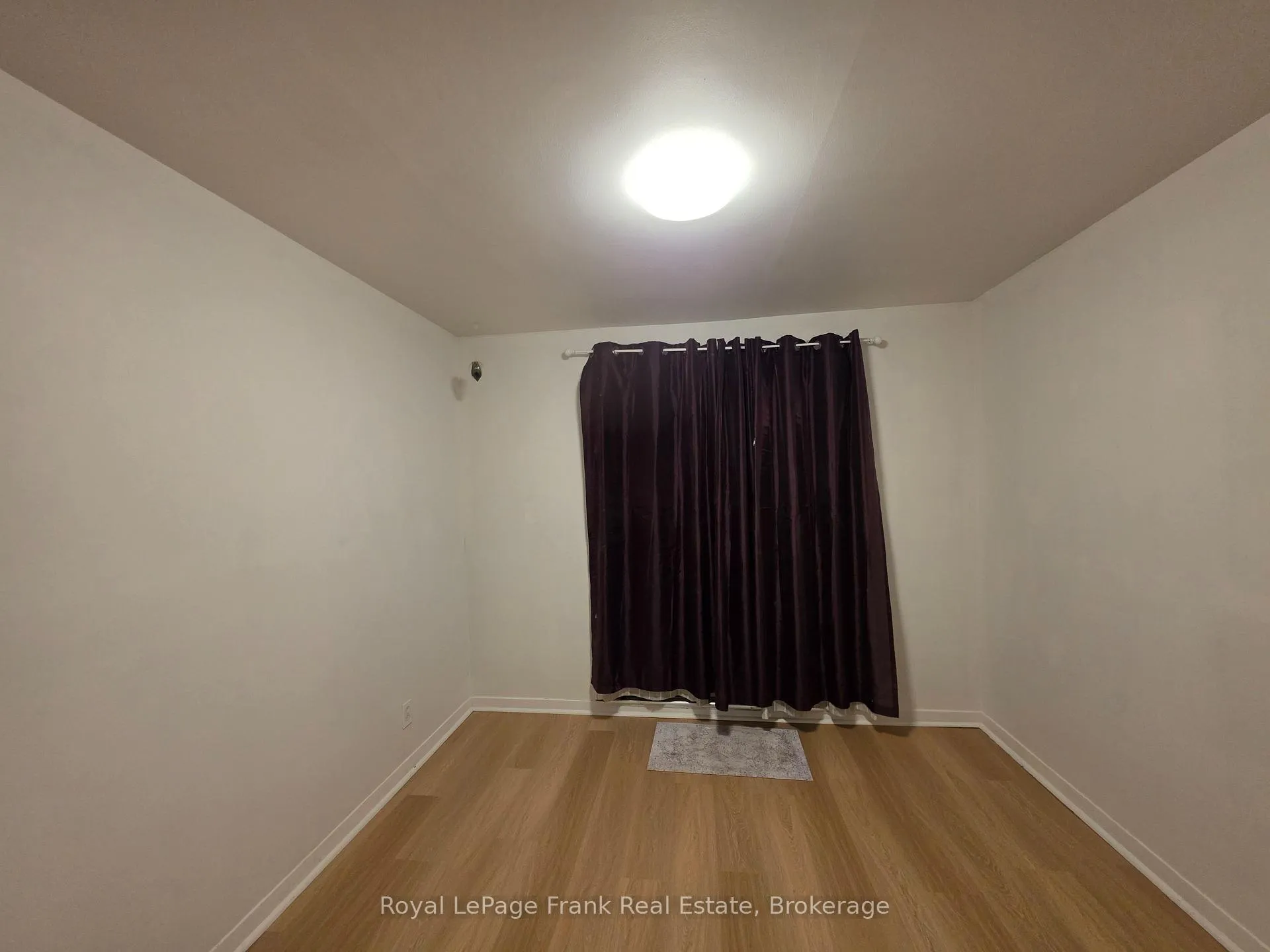 Photo 6 of 813 Zator Avenue, Pickering, Bay Ridges — HOMEH