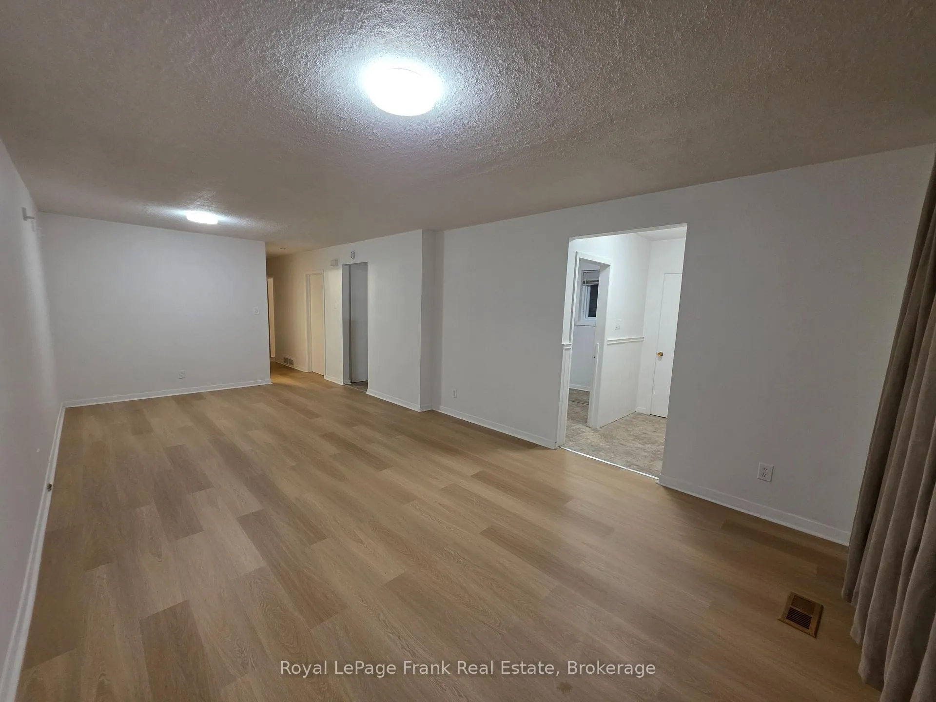 Photo 25 of 813 Zator Avenue, Pickering, Bay Ridges — HOMEH
