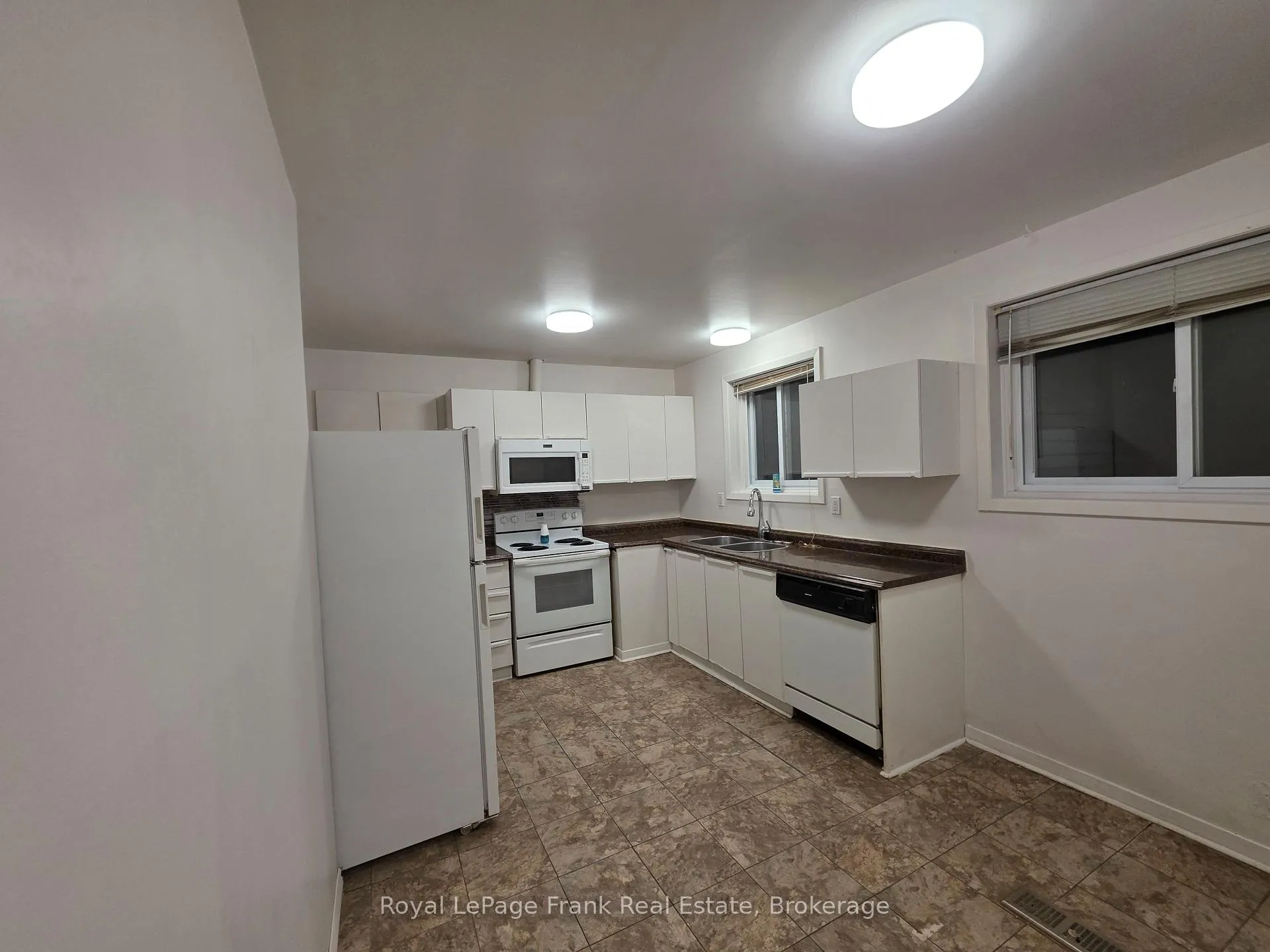 Photo 27 of 813 Zator Avenue, Pickering, Bay Ridges — HOMEH