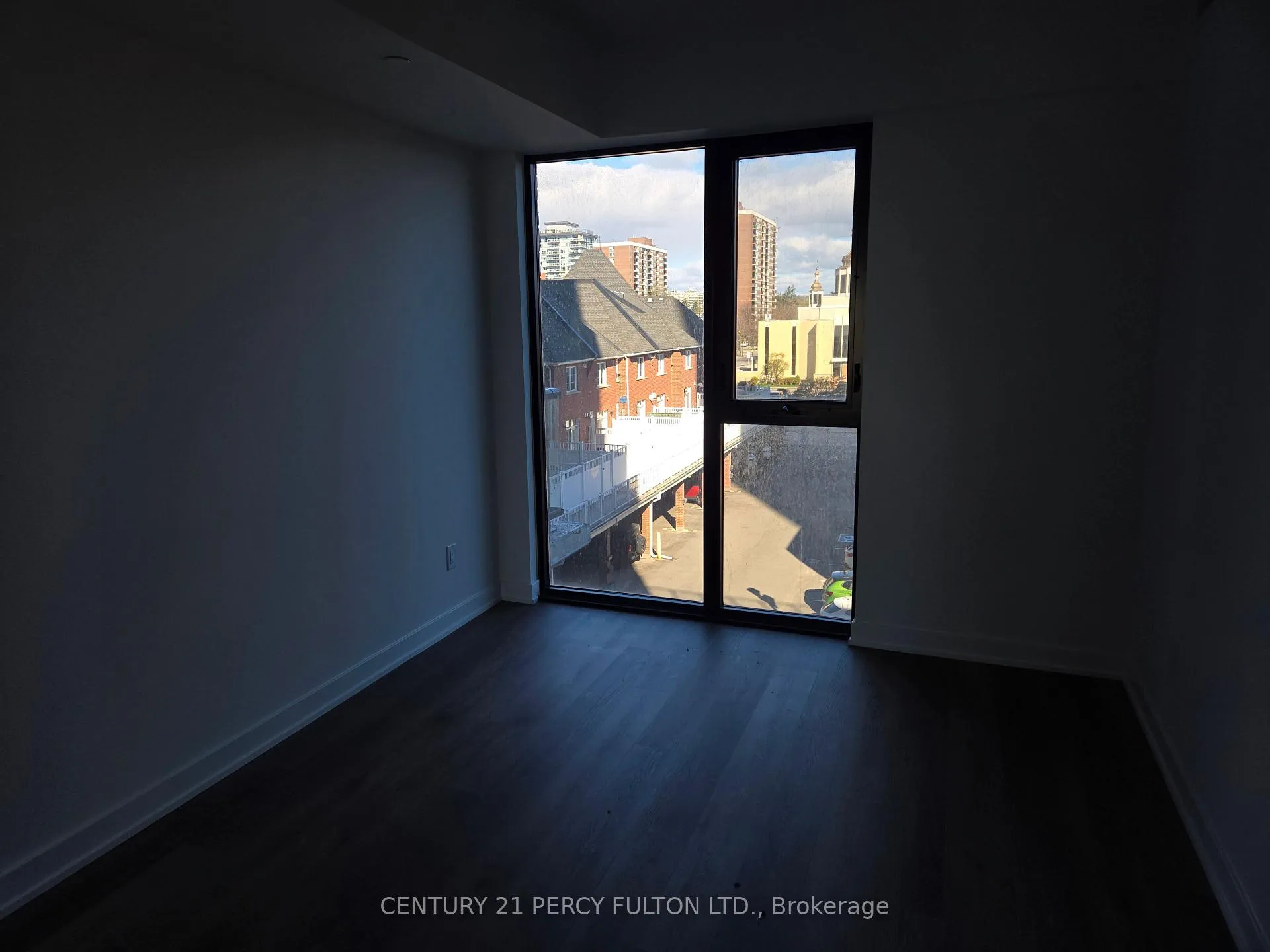 Photo 6 of Unit 302, 2075 Lakeshore Road, Burlington, Brant — HOMEH