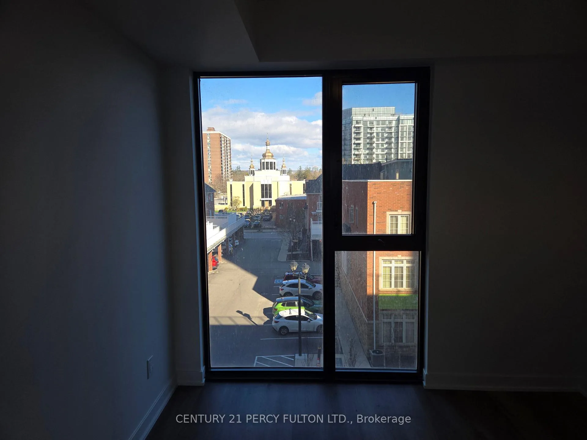 Photo 9 of Unit 302, 2075 Lakeshore Road, Burlington, Brant — HOMEH