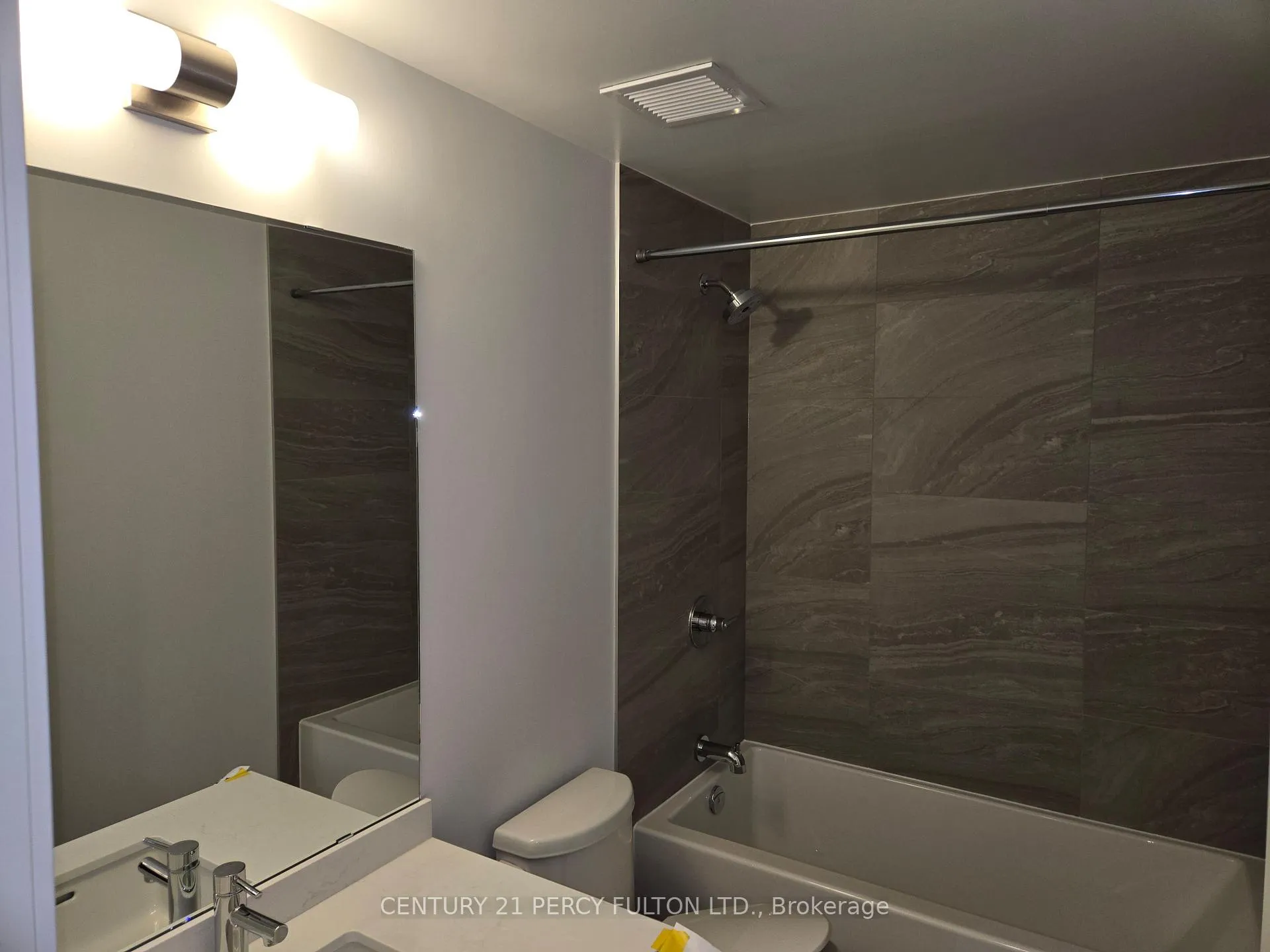 Photo 12 of Unit 302, 2075 Lakeshore Road, Burlington, Brant — HOMEH