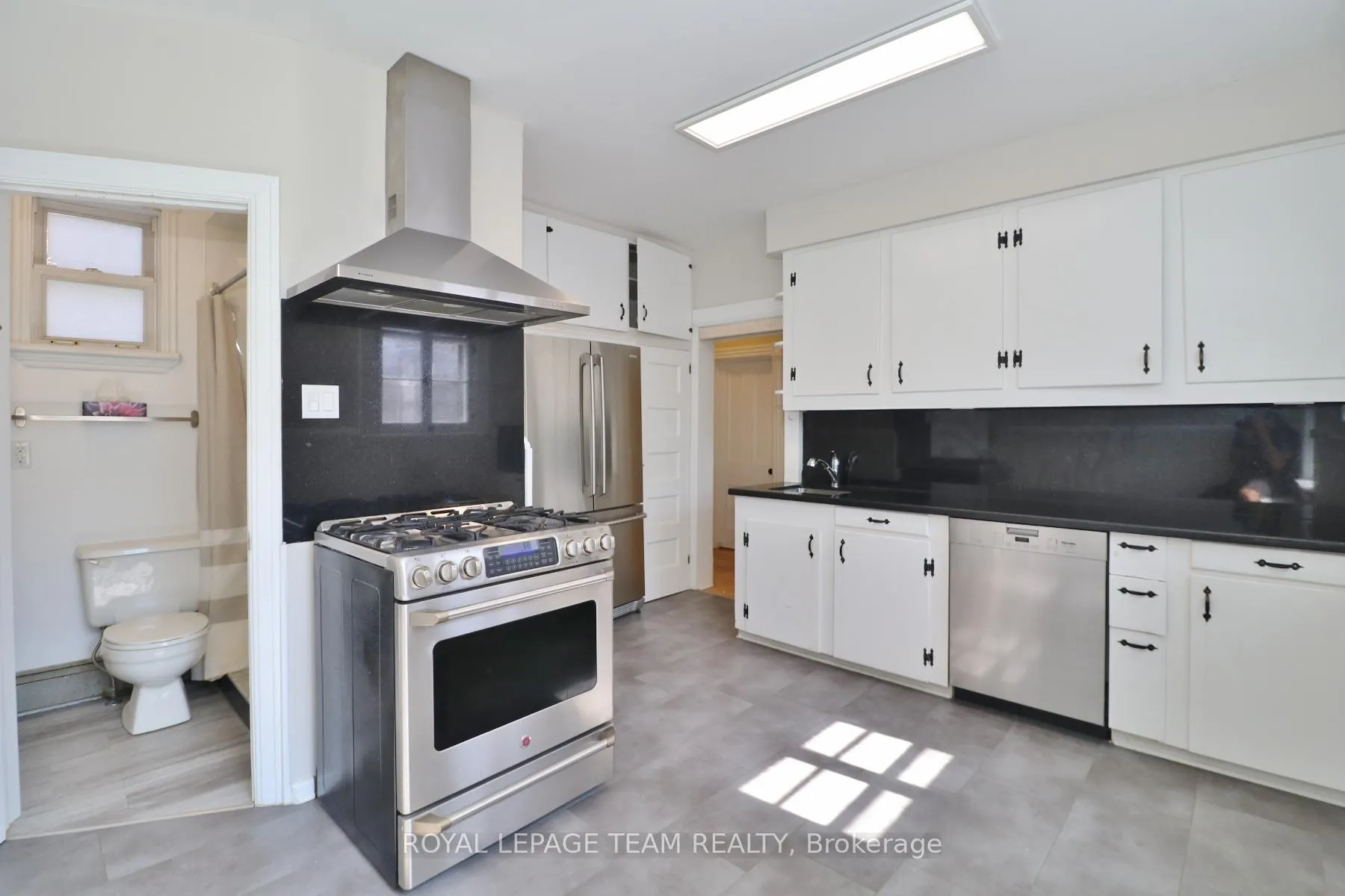 Photo 28 of 438 Parkdale Avenue, Ottawa, Ottawa West — HOMEH