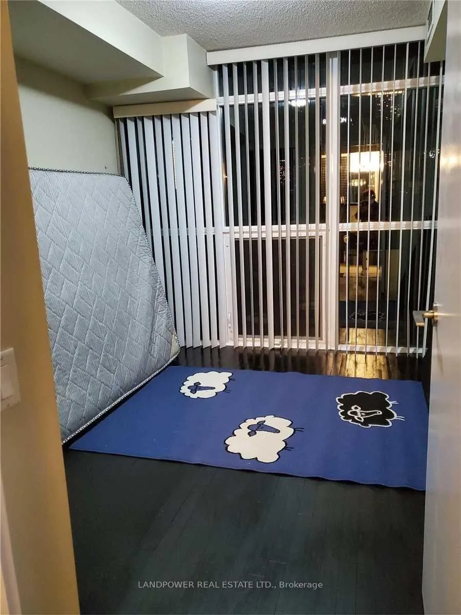 Photo 6 of Unit 509, 21 Carlton Street, Toronto, Church-Yonge Corridor — HOMEH